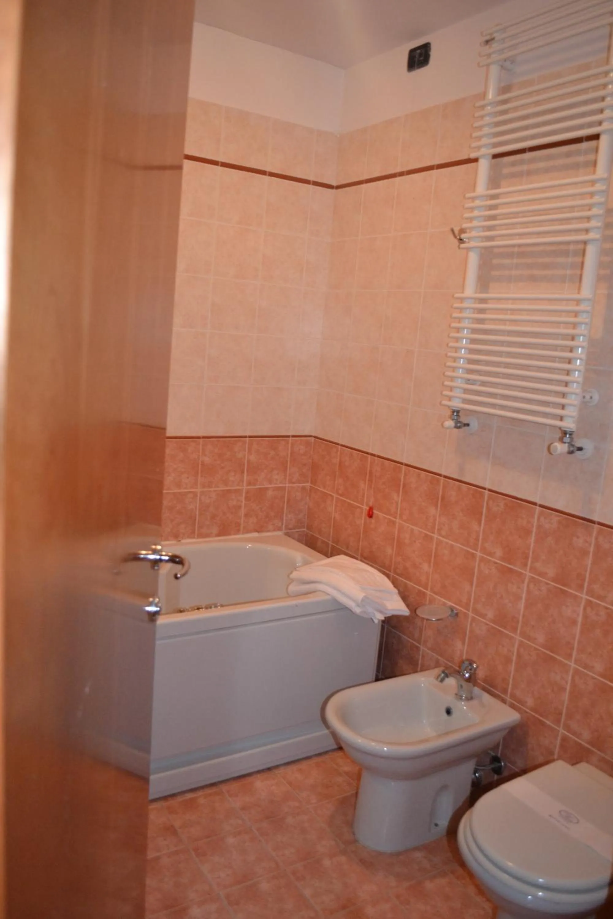 Bathroom in Hotel Maita