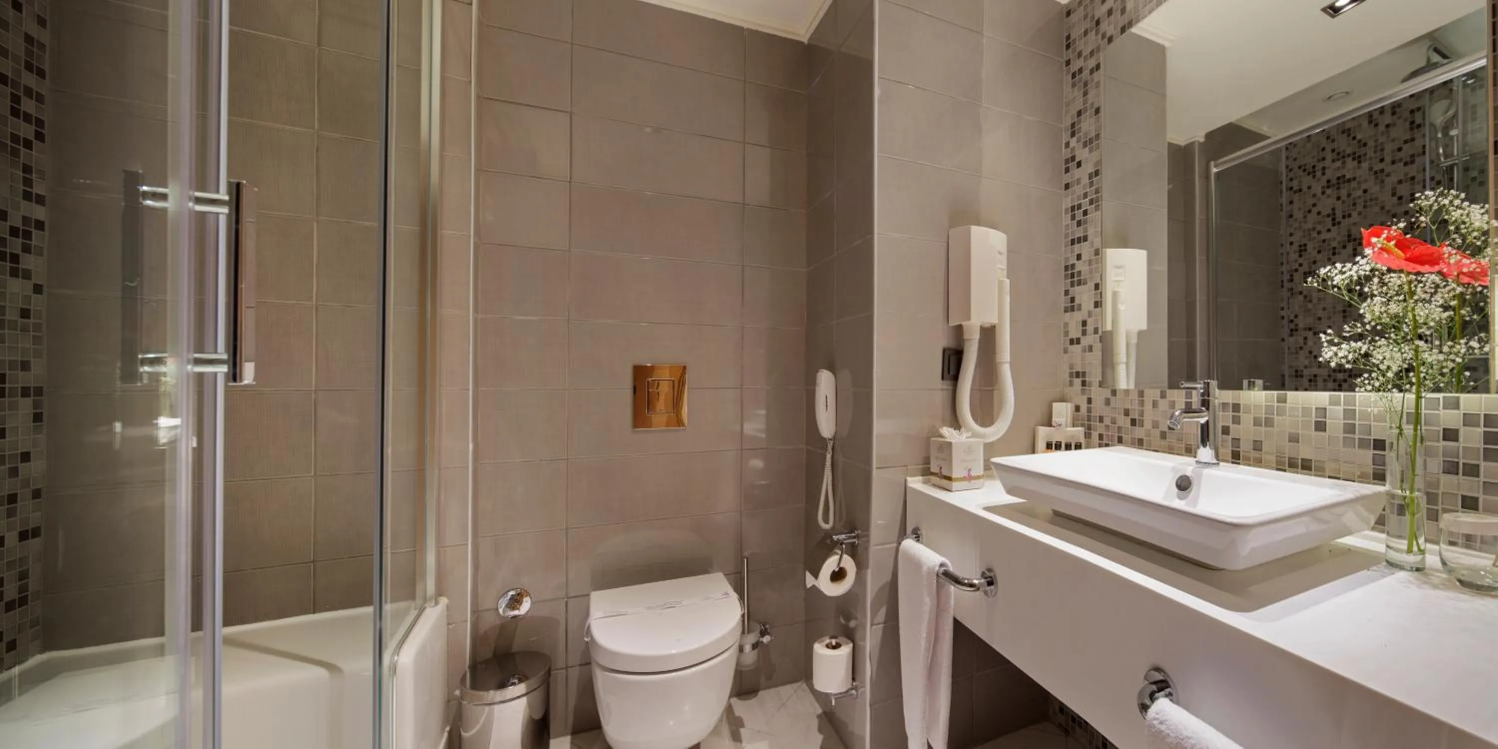 Bathroom in Papillon Ayscha Resort & Spa