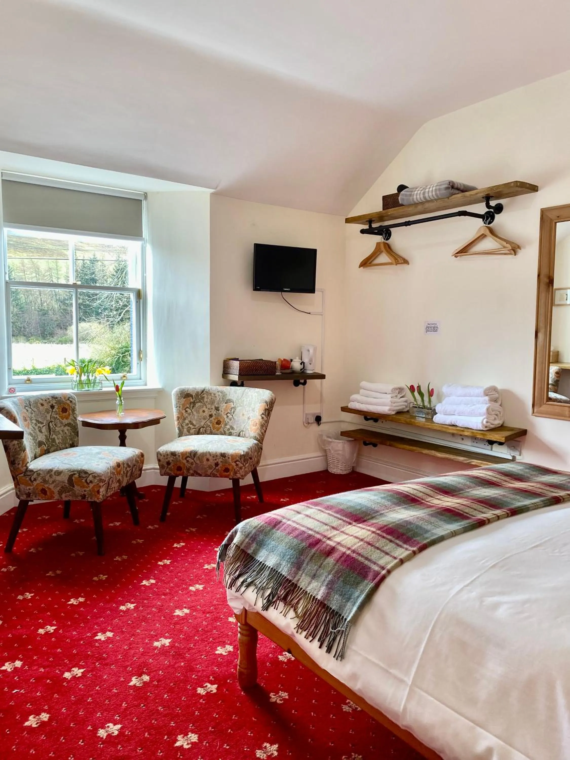 Bed in The Gordon Arms Restaurant with Rooms