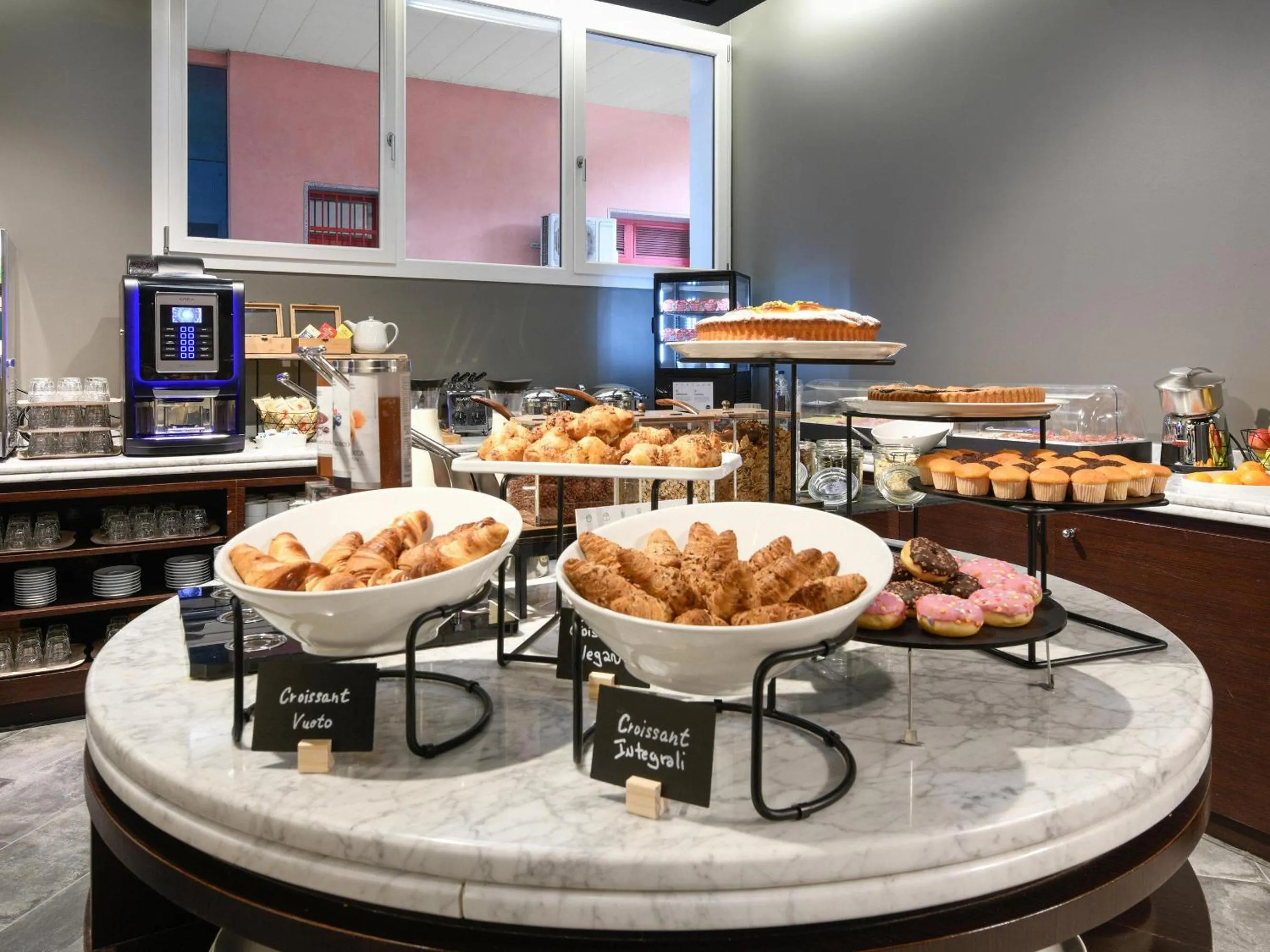 Restaurant/places to eat in B&B Hotel Quarto d'Altino