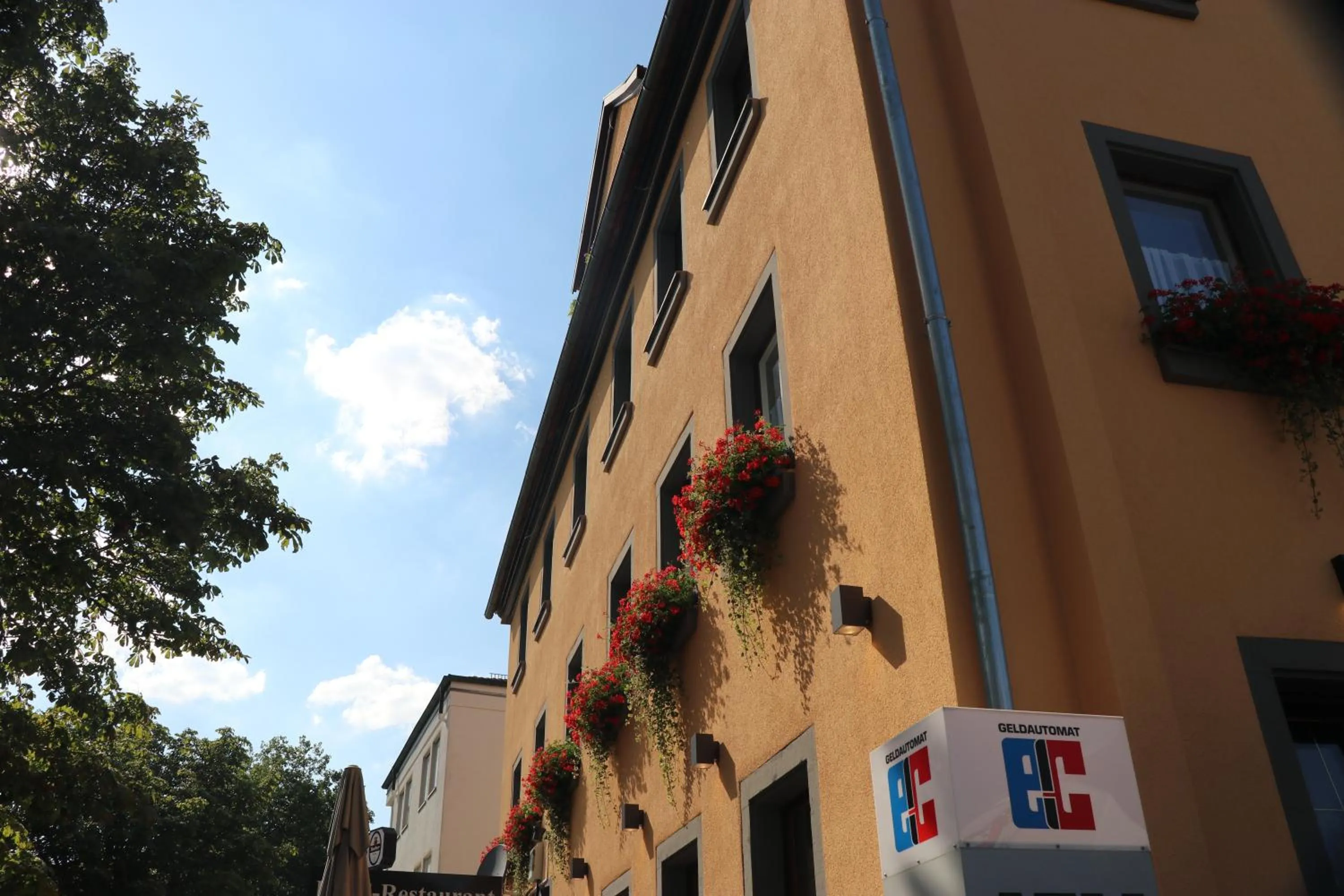 Property building in Gasthof Post