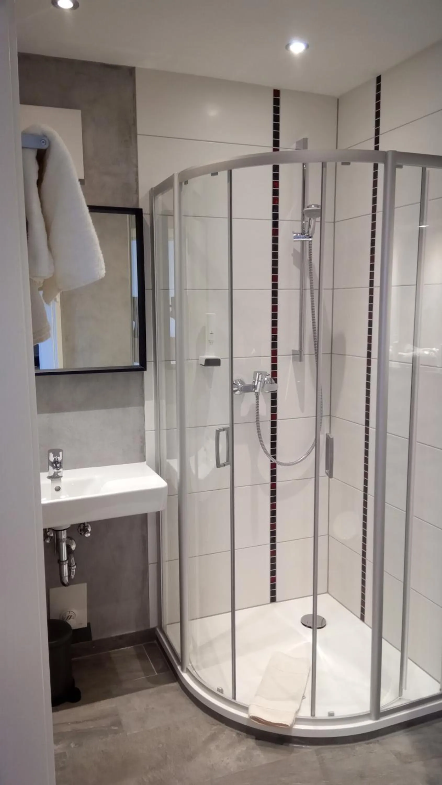 Shower in Gasthof Post