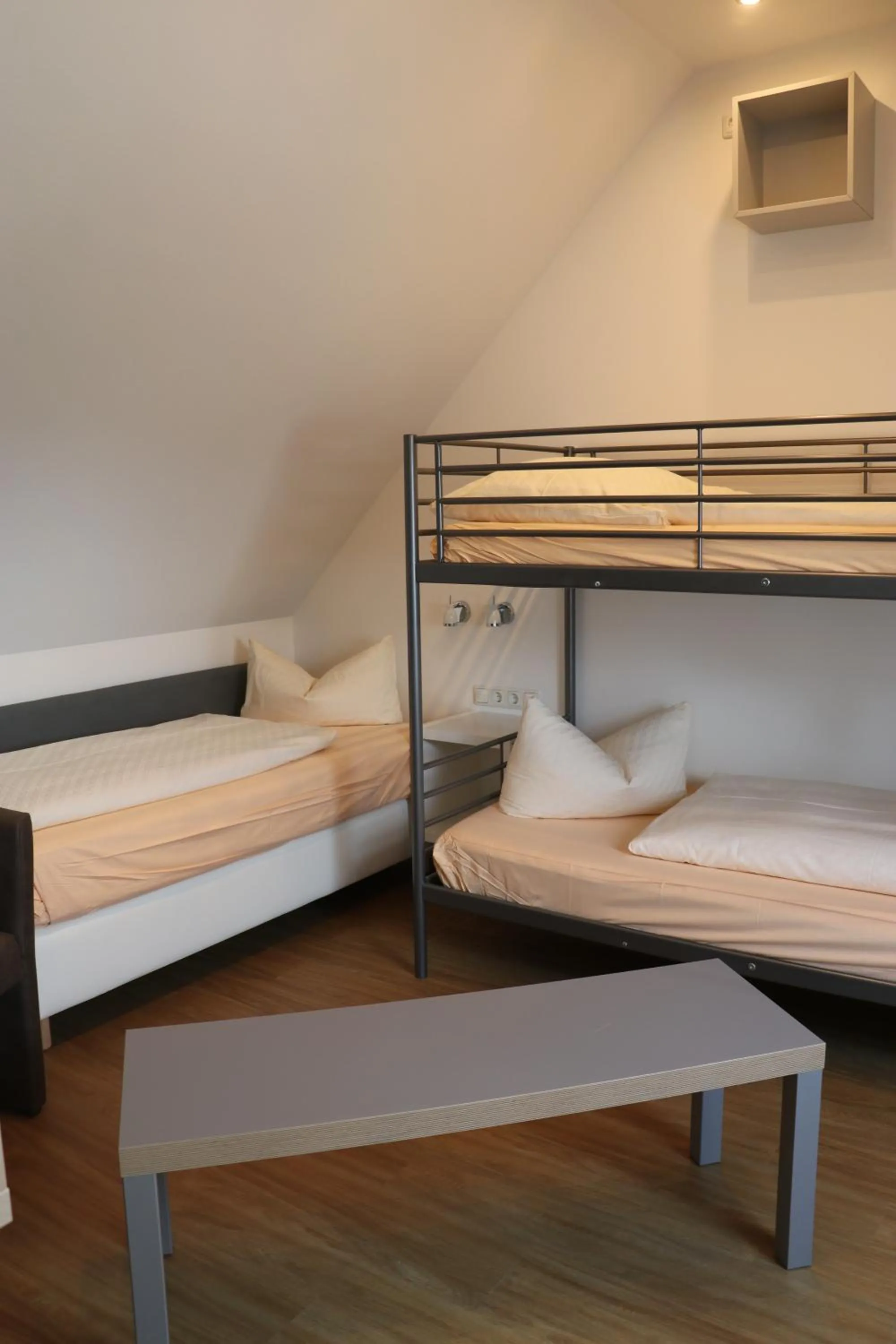 bunk bed, Bed in Gasthof Post