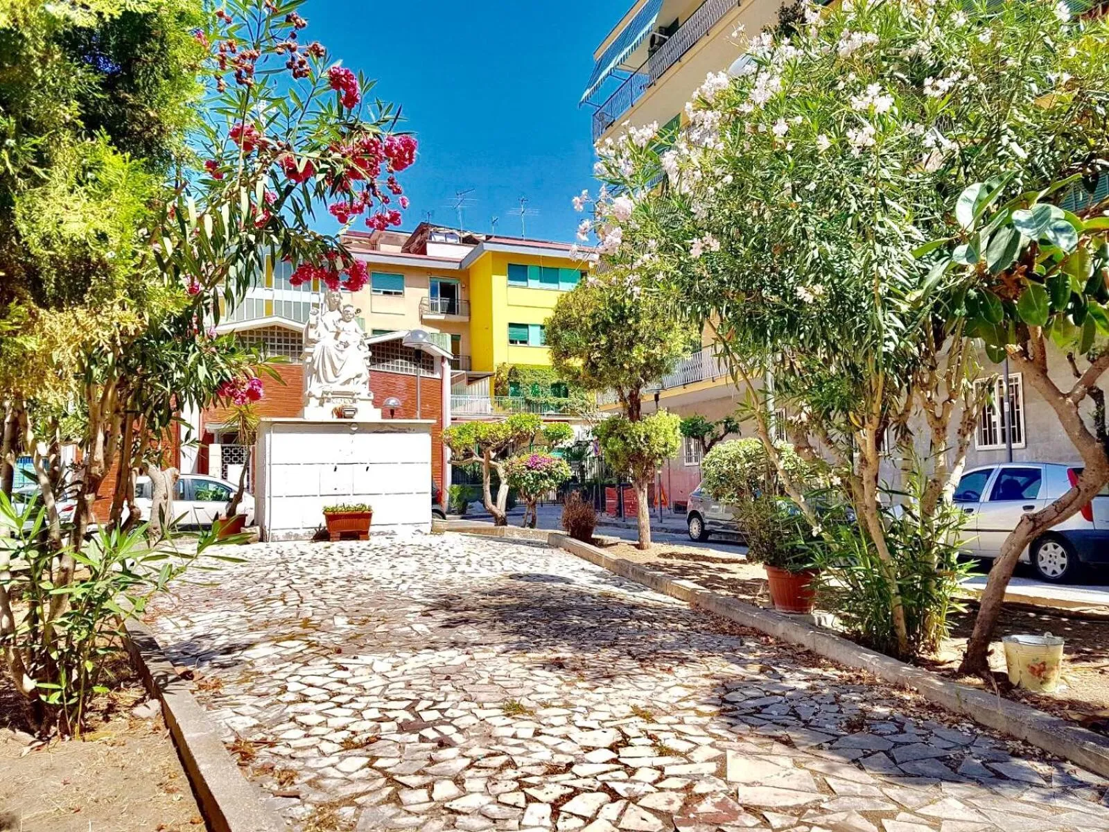 Facade/entrance in B&B Pietrarsa