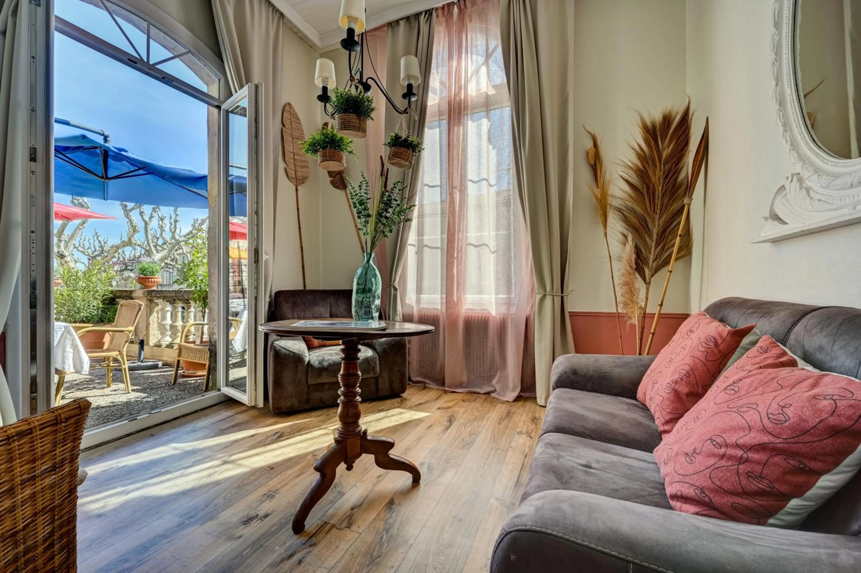 Living room in Hotel Des Artistes