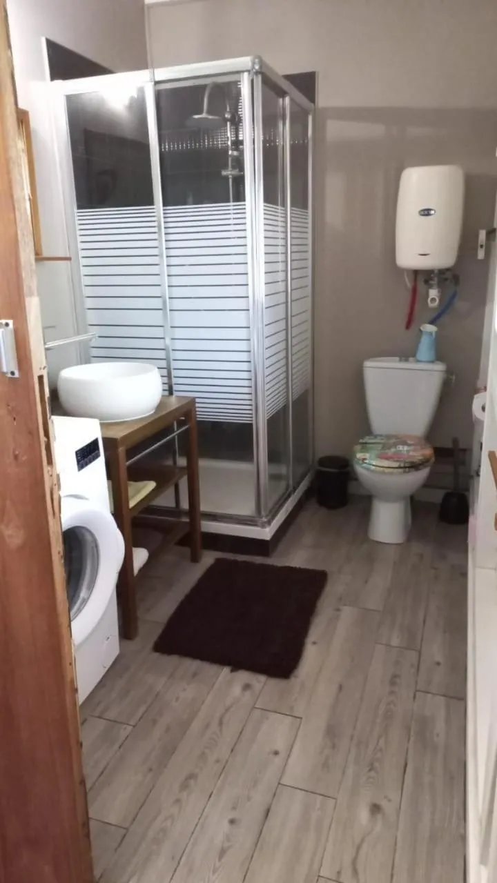 Toilet in Cap Martinique