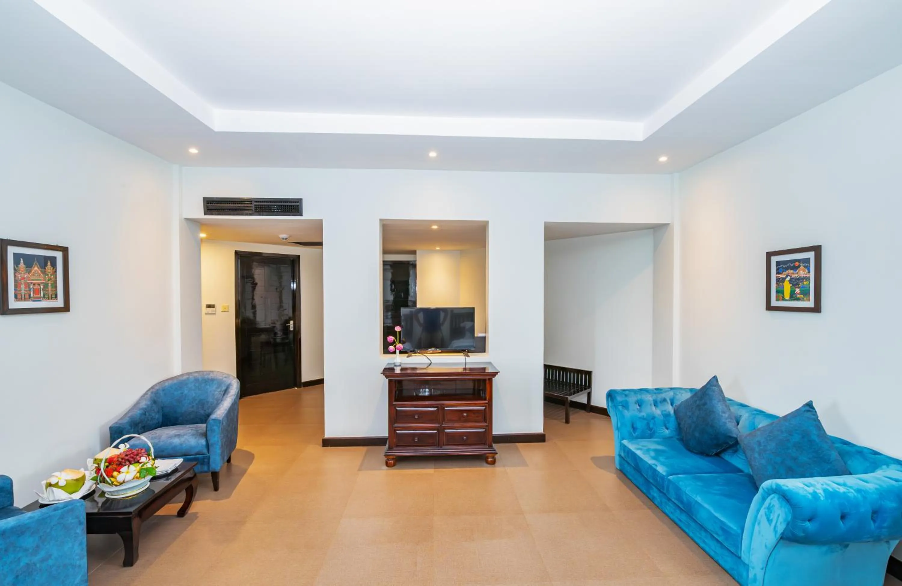 Seating area in Sokchea Angkor Hotel