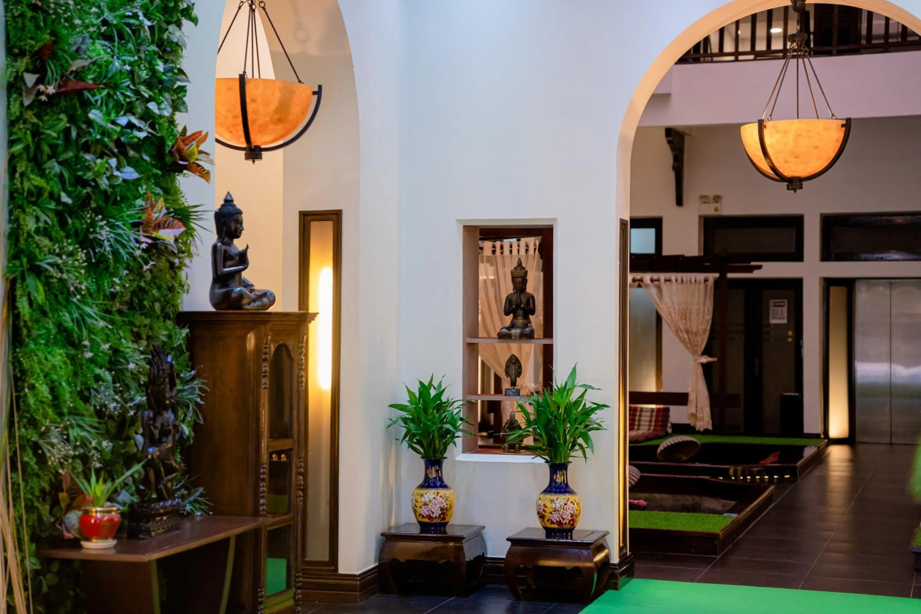 Decorative detail in Sokchea Angkor Hotel