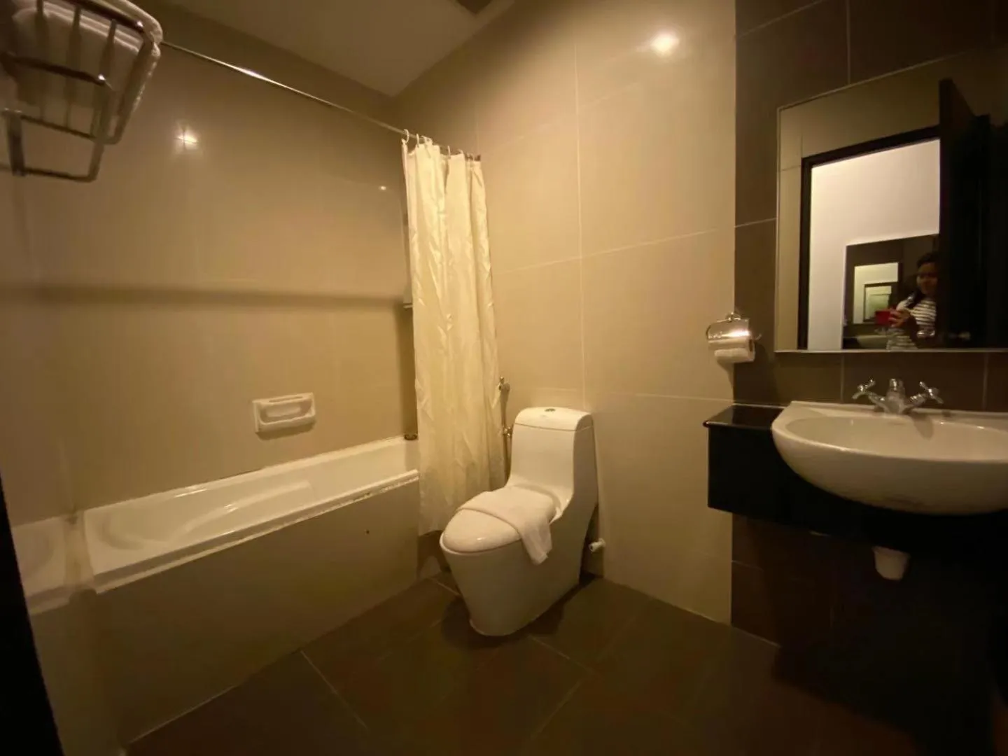 Bathroom in Swan Garden Hotel