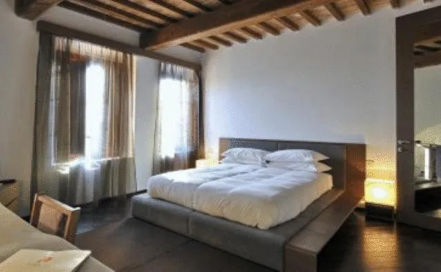 Bedroom, Bed in La Torre wine resort