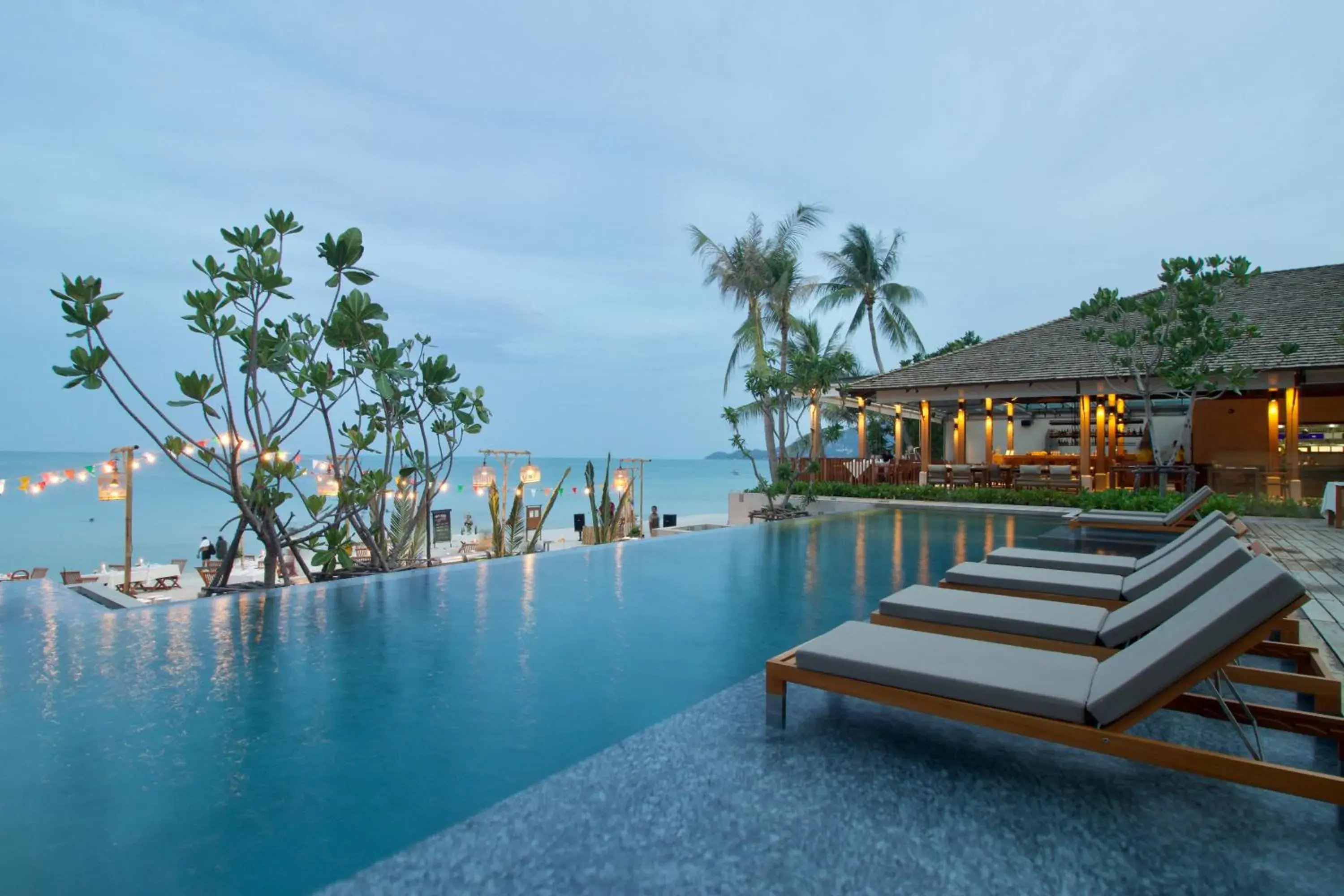 Swimming pool in Banana Fan Sea Resort Swimming pool in Banana Fan Sea Resort