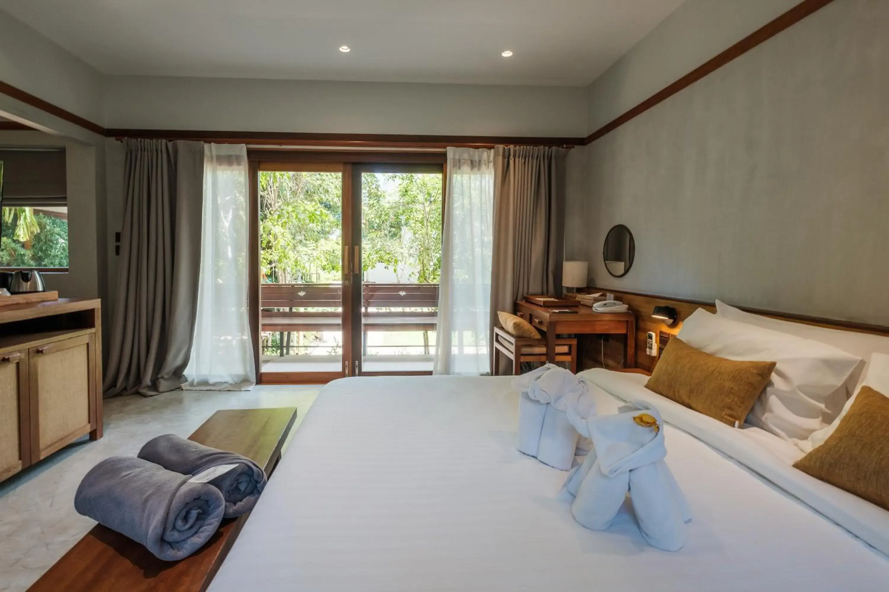 Bed in Banana Fan Sea Resort Bed in Banana Fan Sea Resort