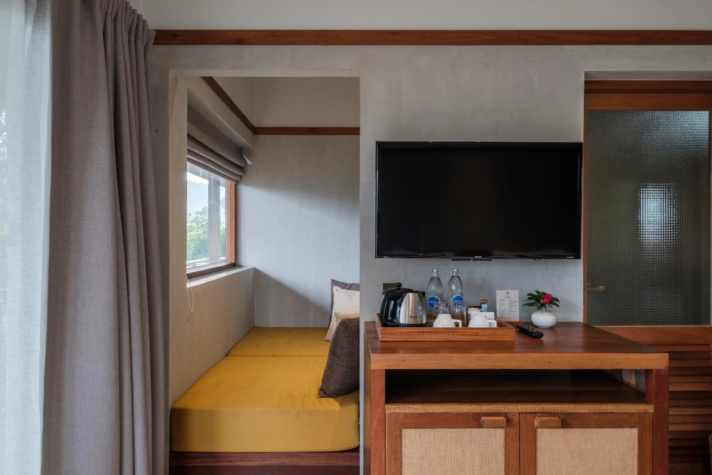 Living room, Bed in Banana Fan Sea Resort