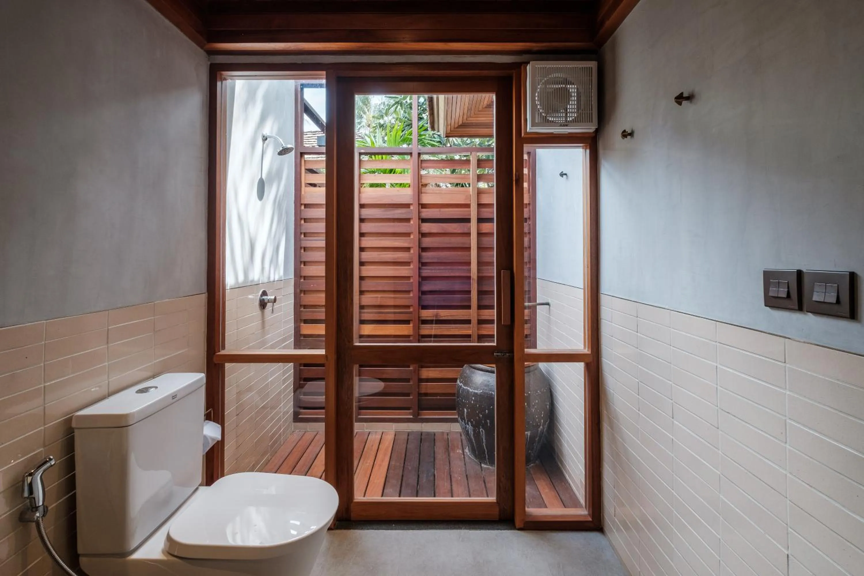 Bathroom in Banana Fan Sea Resort