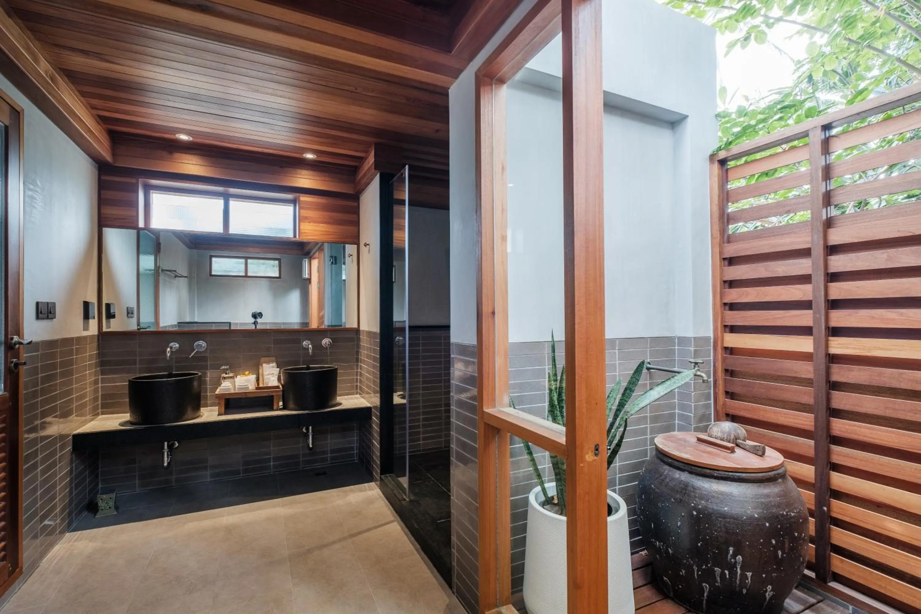 Bathroom in Banana Fan Sea Resort