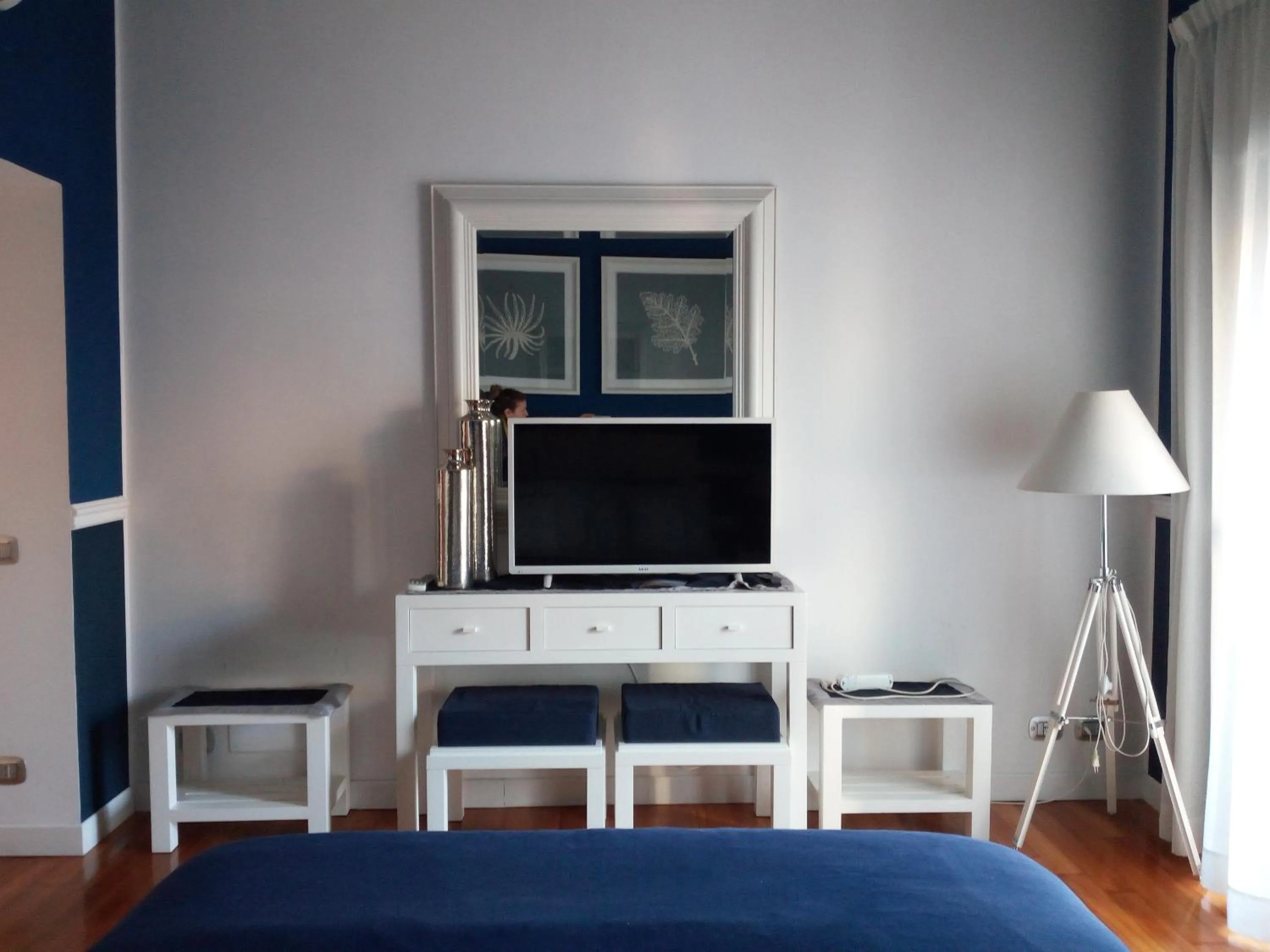 Photo of the whole room, Bed in Cubo Apartments