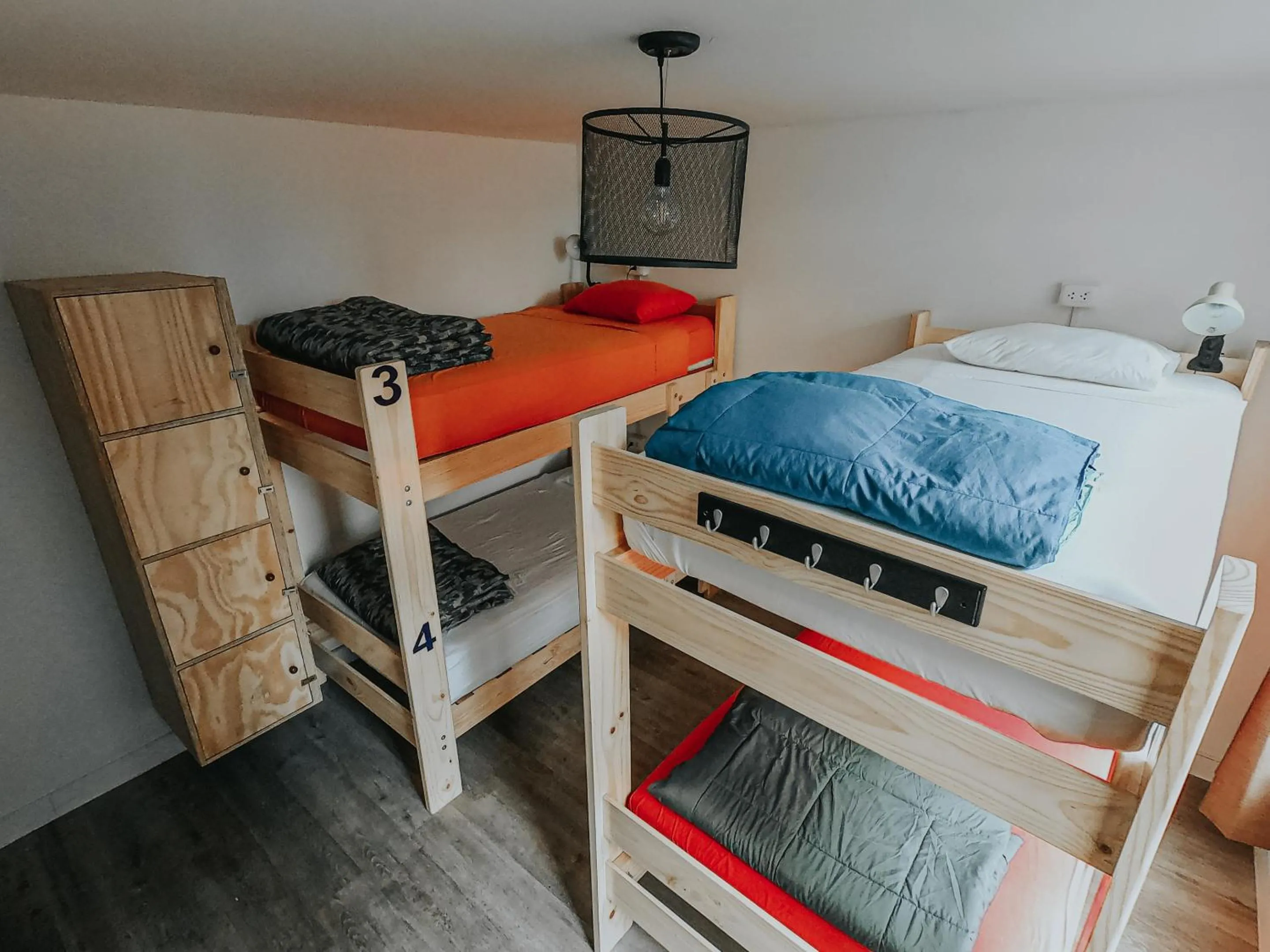 bunk bed, Bed in Alpes Lima Kennedy Hostel