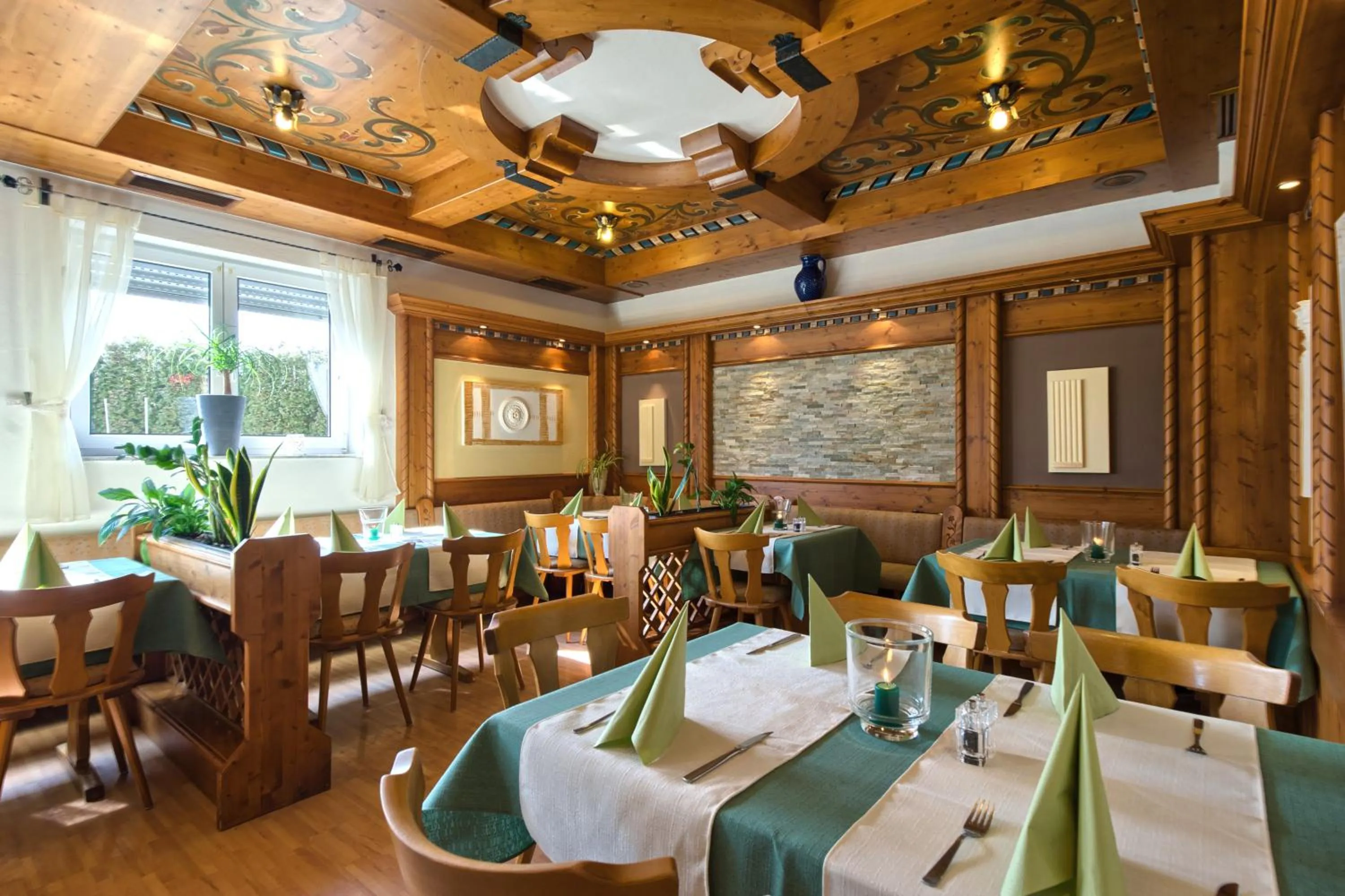 Restaurant/places to eat in Gästehaus Mythos