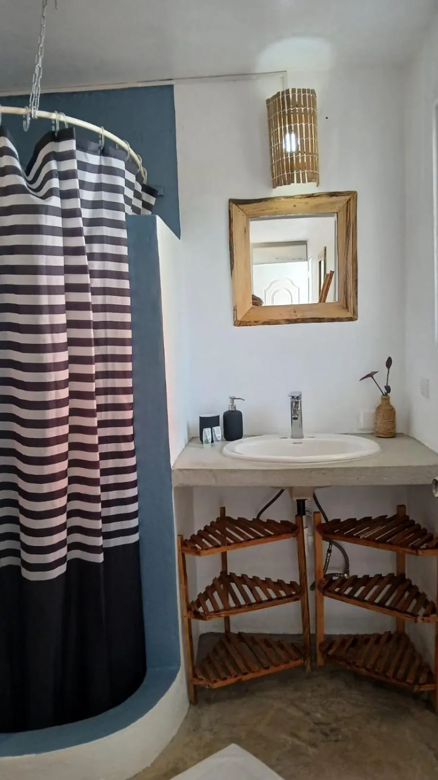 Bathroom in Le BDM PLAYITA