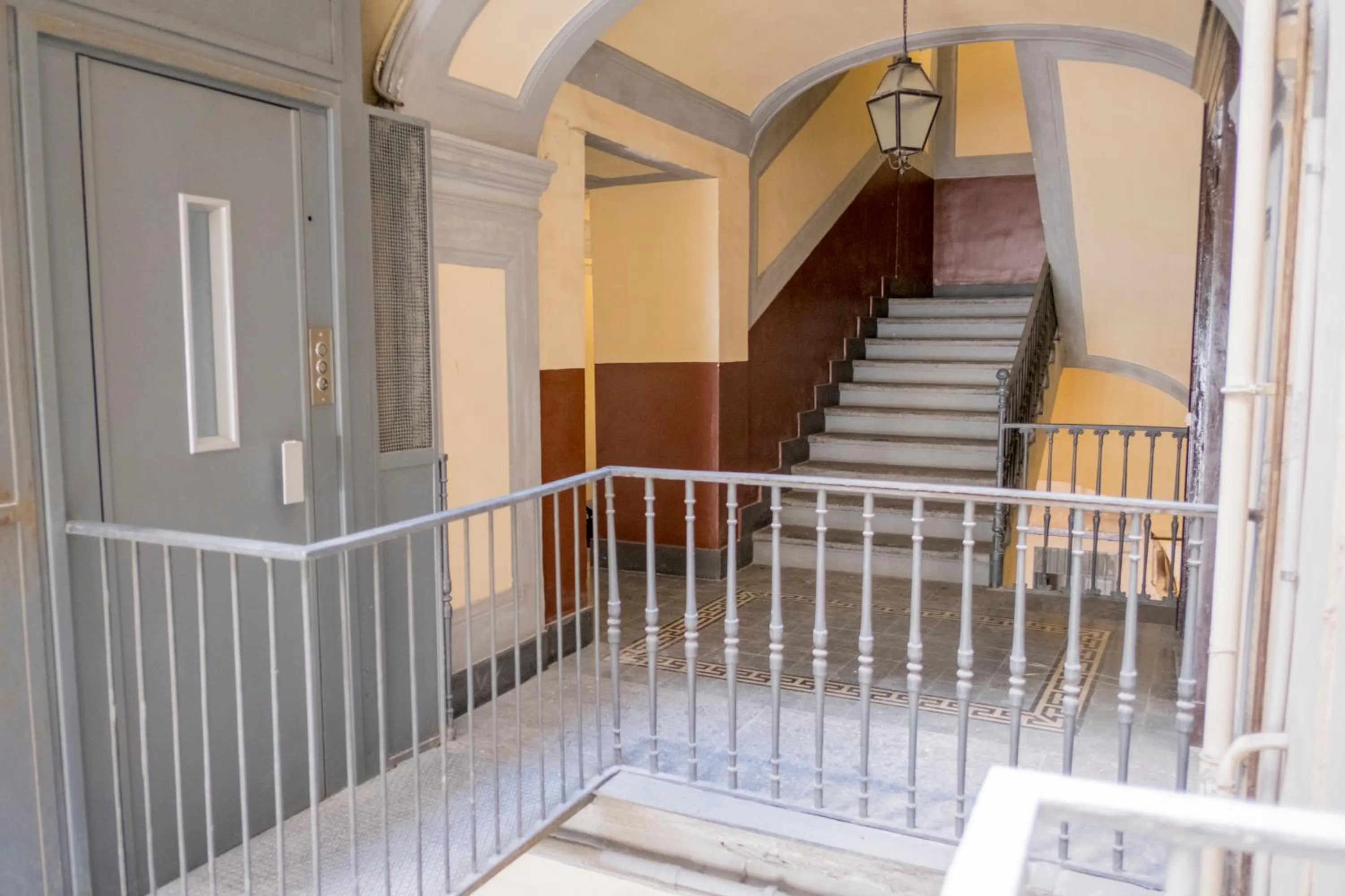 Facade/entrance in Per Amor Duomo