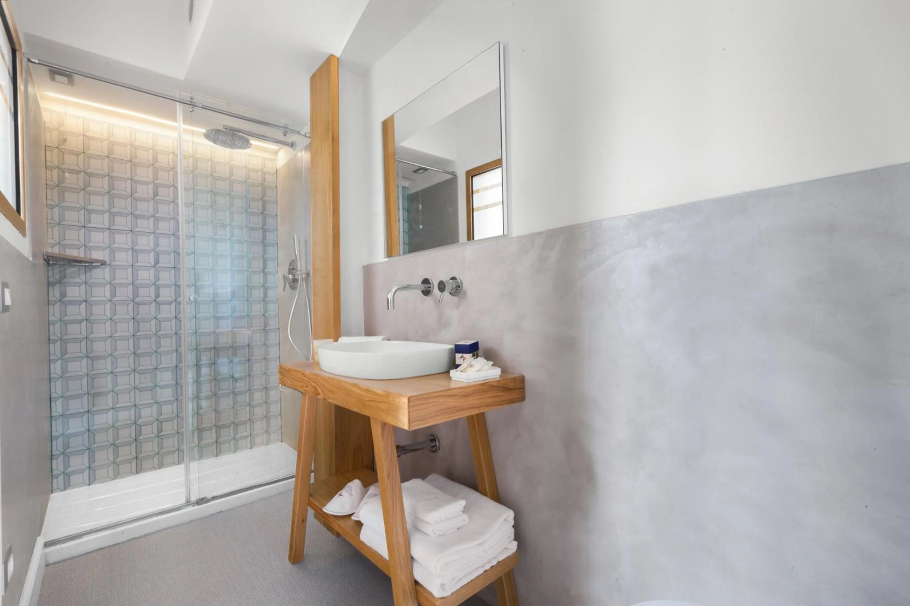 Bathroom in La Piazzetta Guest House