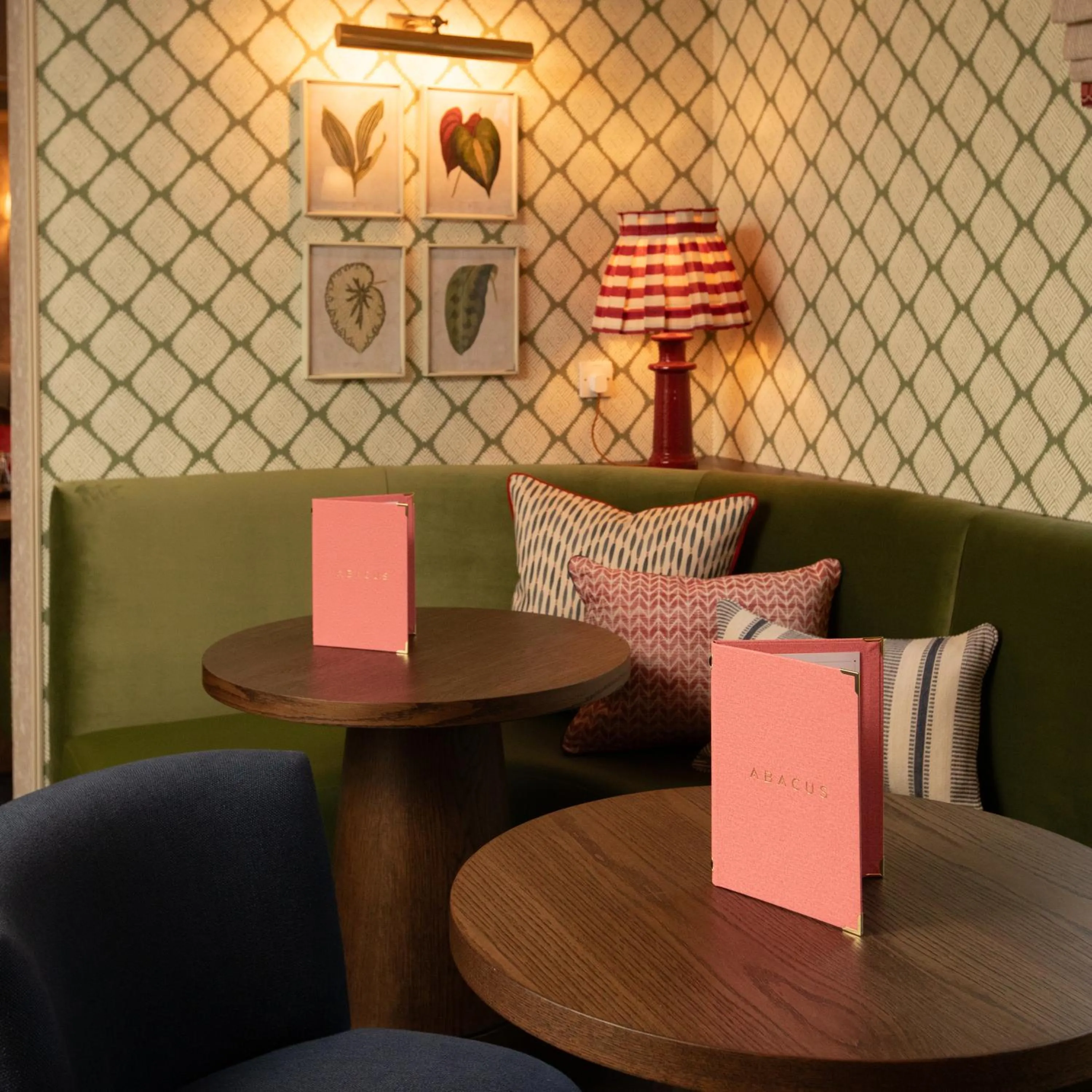 Restaurant/places to eat in The Scholar