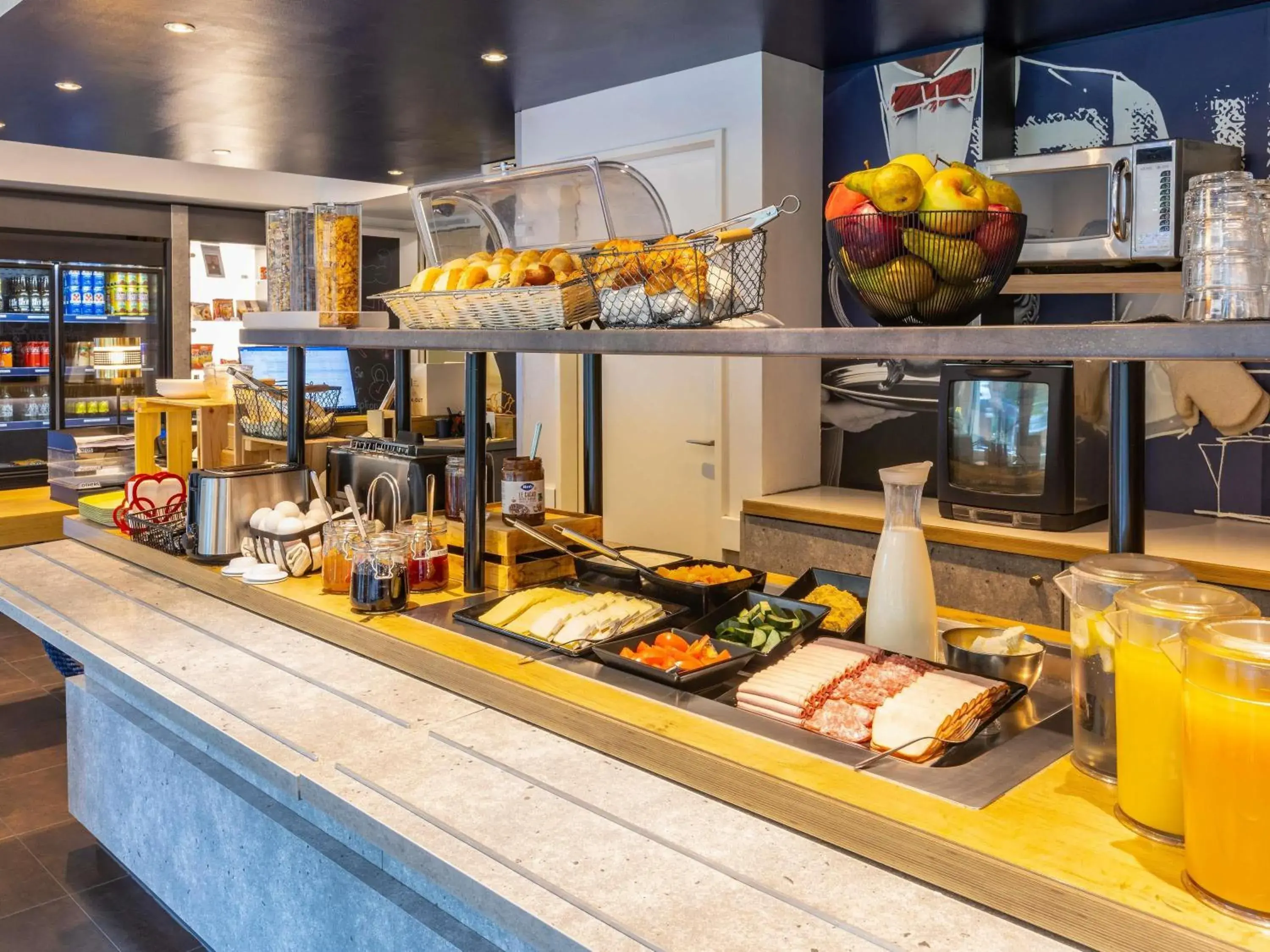 Breakfast in ibis budget Basel Pratteln Breakfast in ibis budget Basel Pratteln