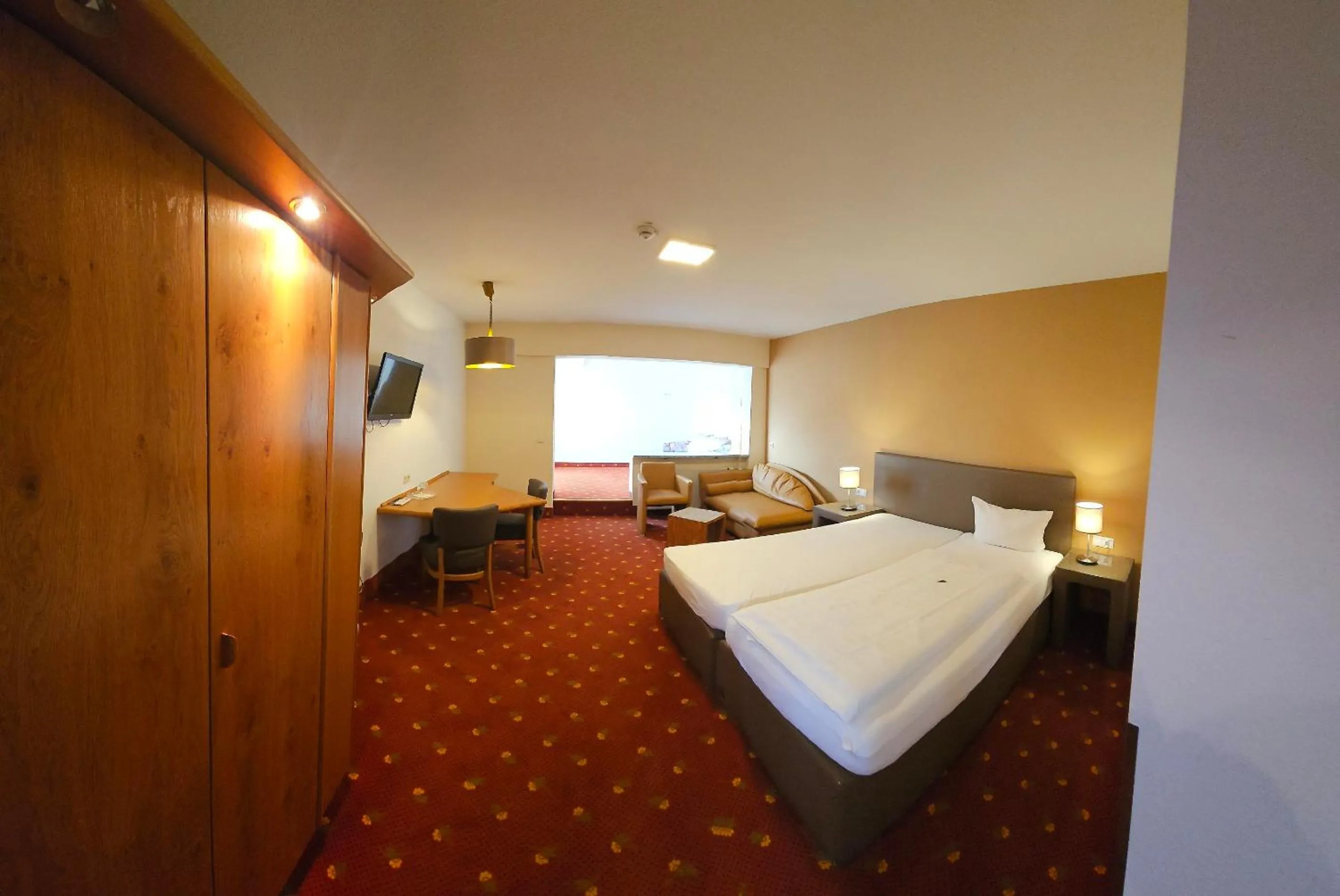 Bed in Hotel Altes Weinhaus