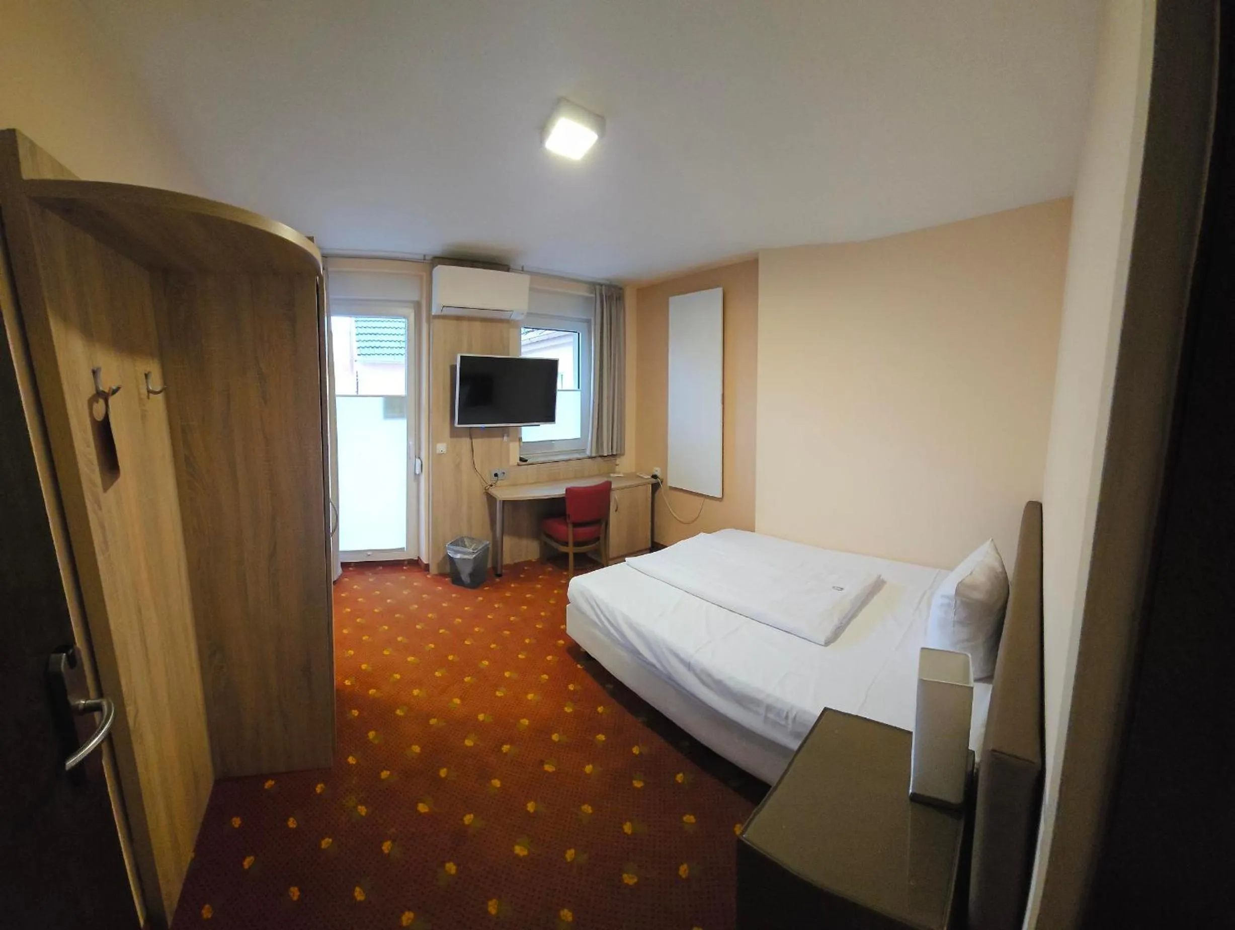 Bed in Hotel Altes Weinhaus