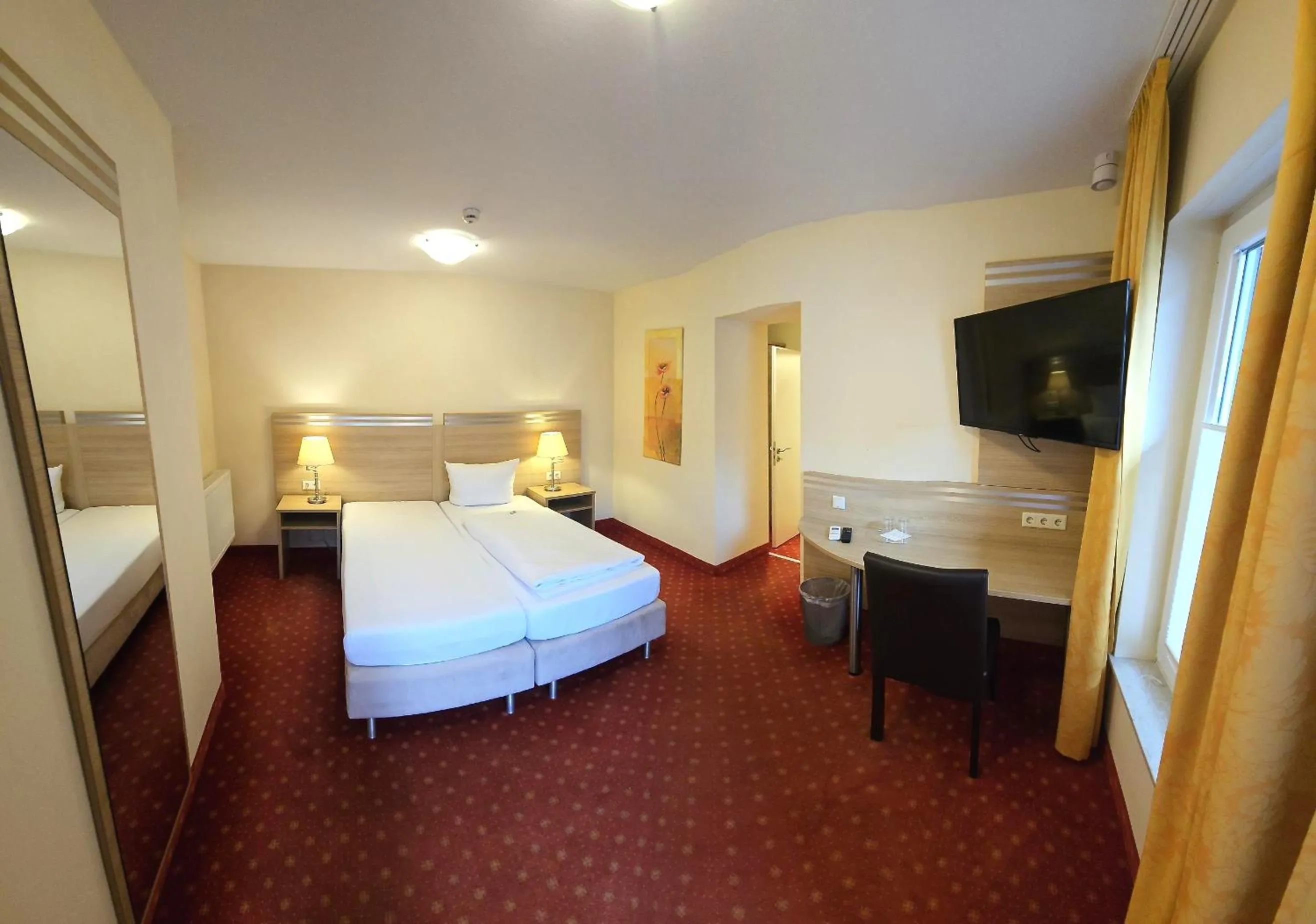 Bed in Hotel Altes Weinhaus