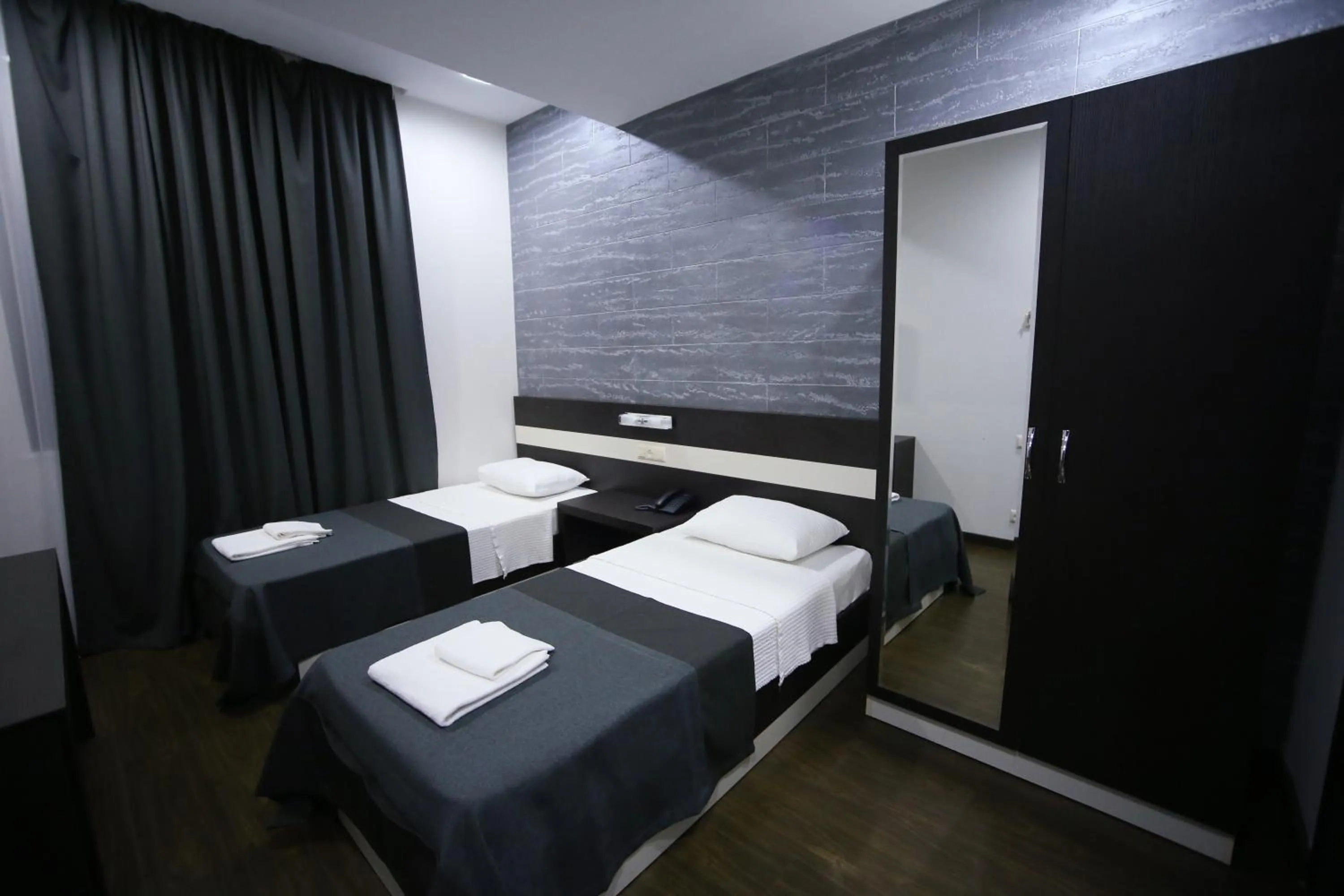 Bedroom, Bed in West Tower Hotel