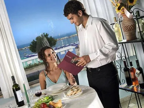 Staff in Hotel Mondial