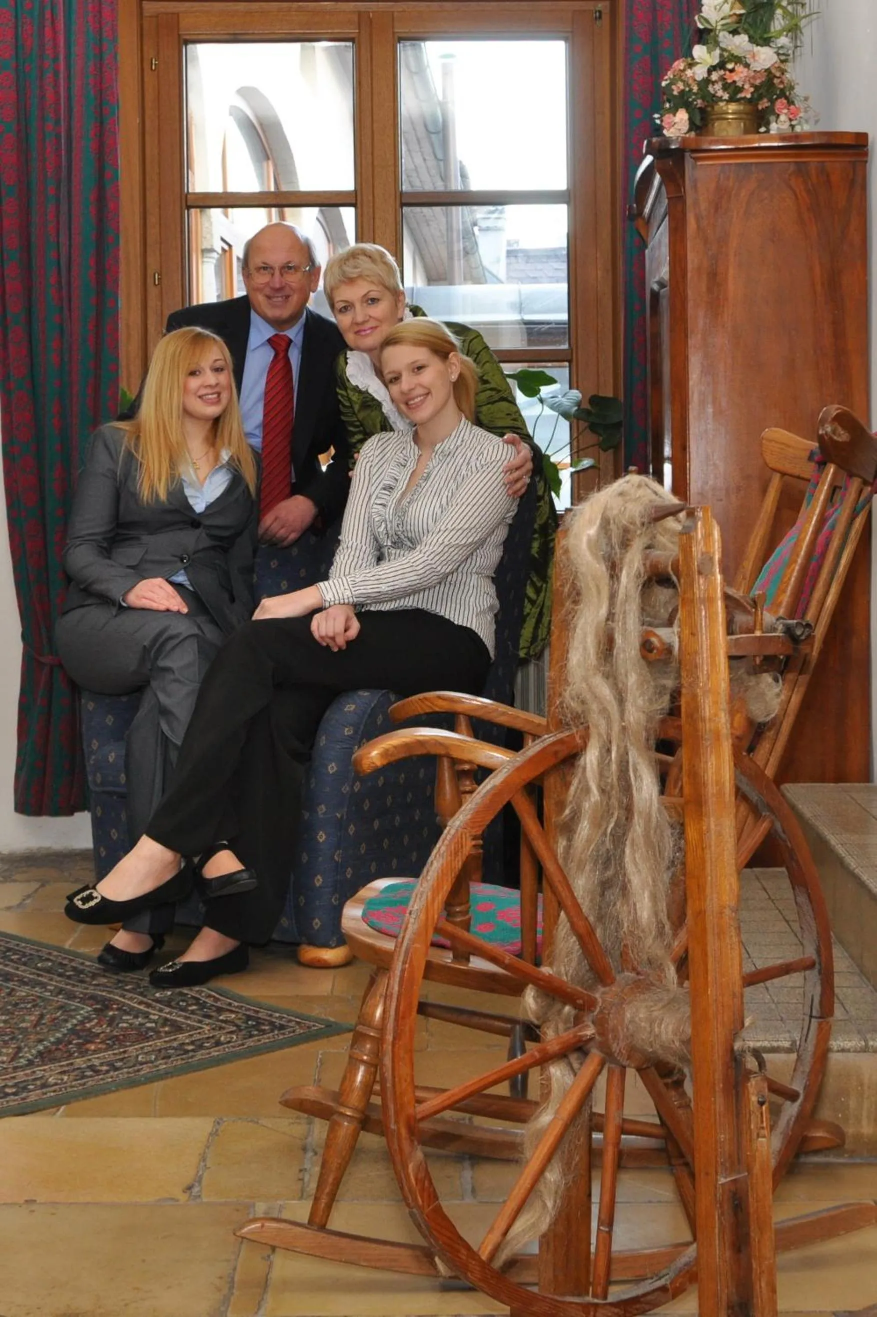 People in Hotel Zum Goldenen Hirschen