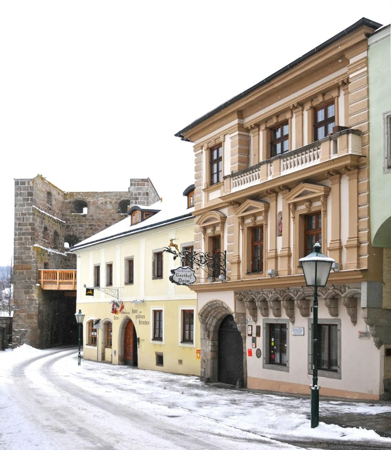 Facade/entrance in Hotel Zum Goldenen Hirschen
