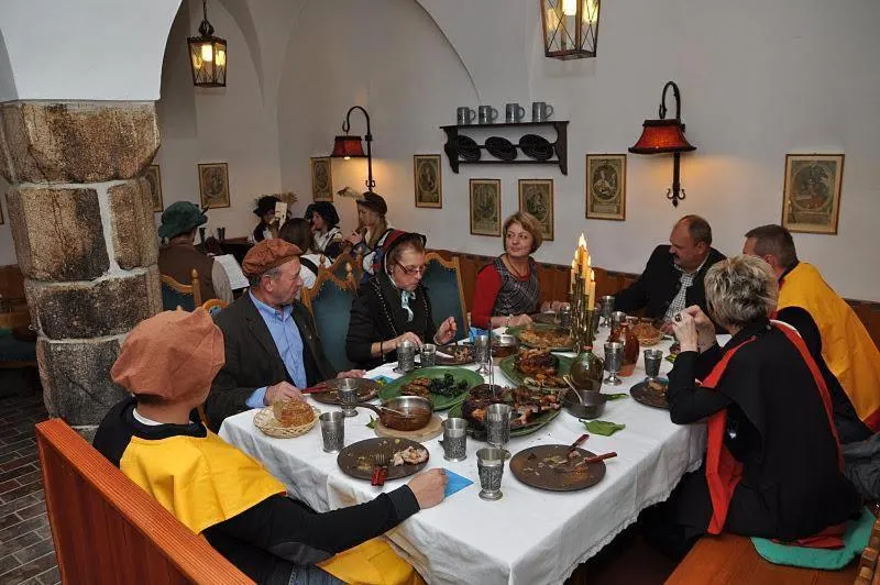 Restaurant/places to eat in Hotel Zum Goldenen Hirschen