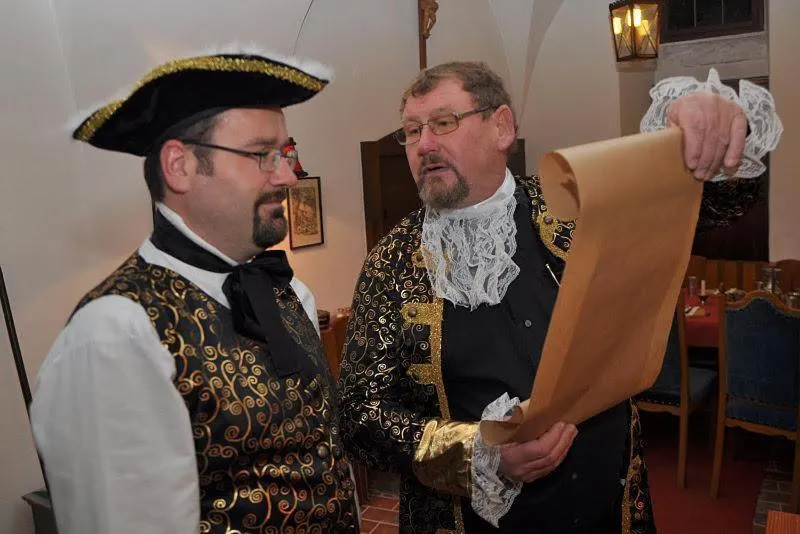 People in Hotel Zum Goldenen Hirschen