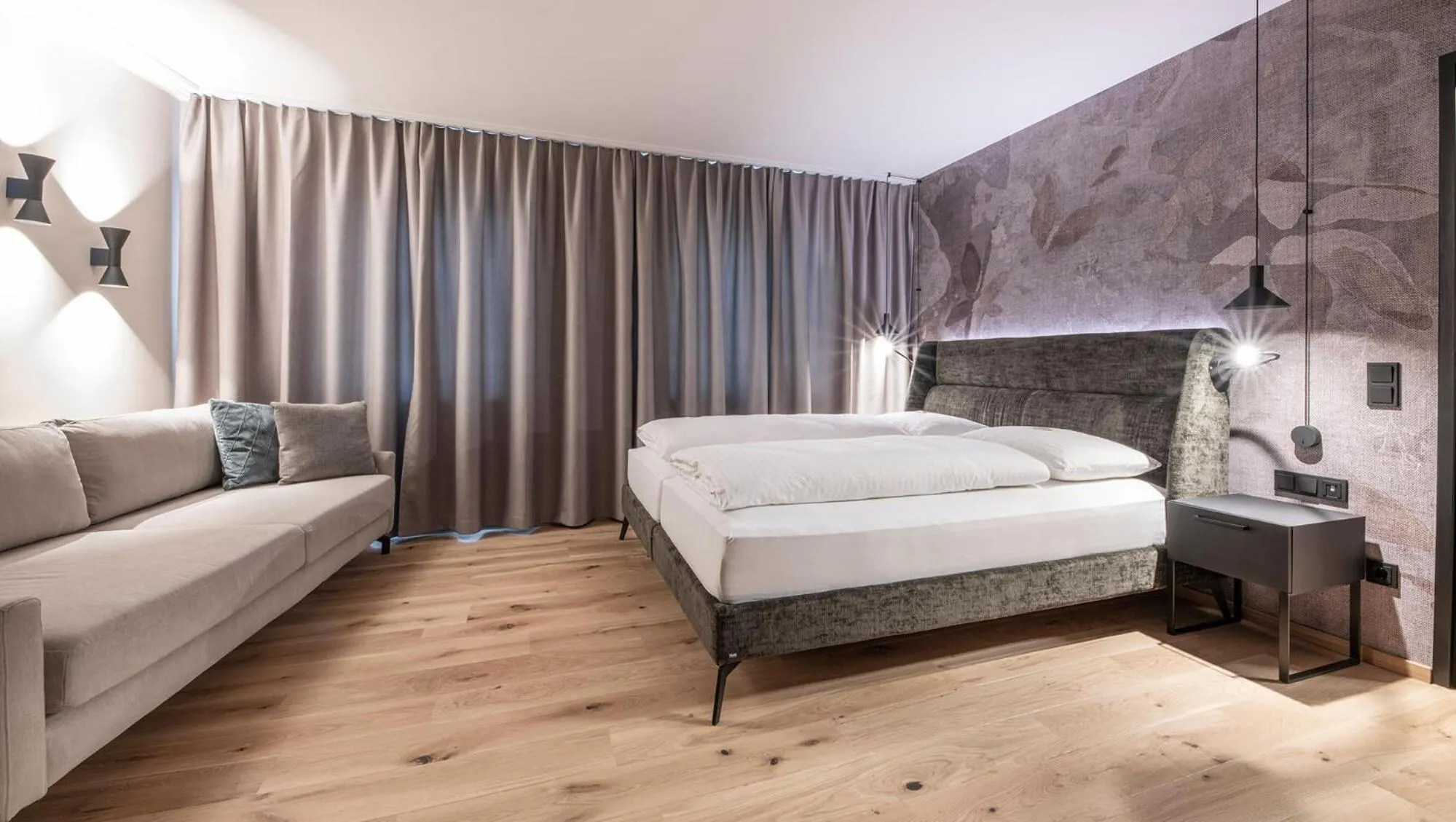 Bed in Hotel Almesberger