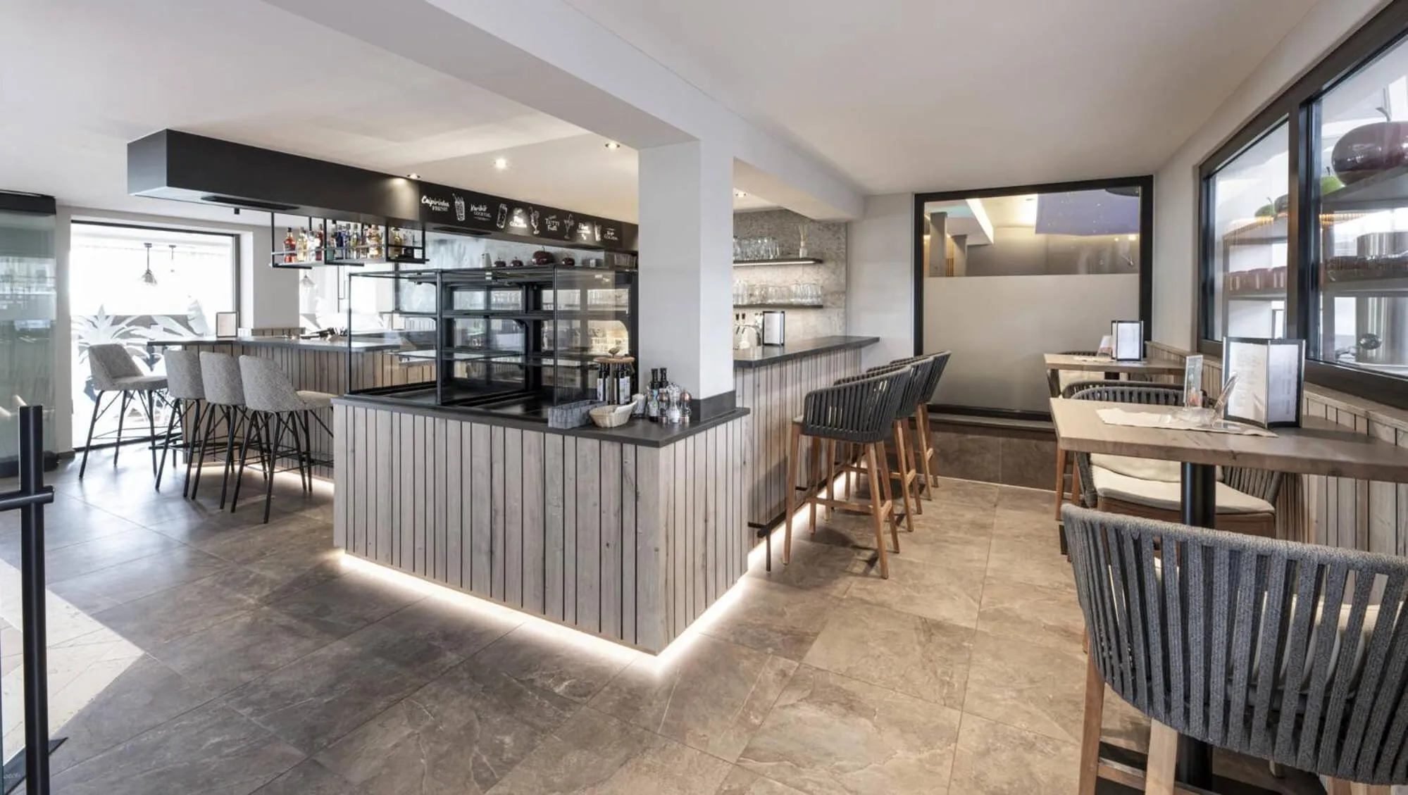 Lounge or bar in Hotel Almesberger