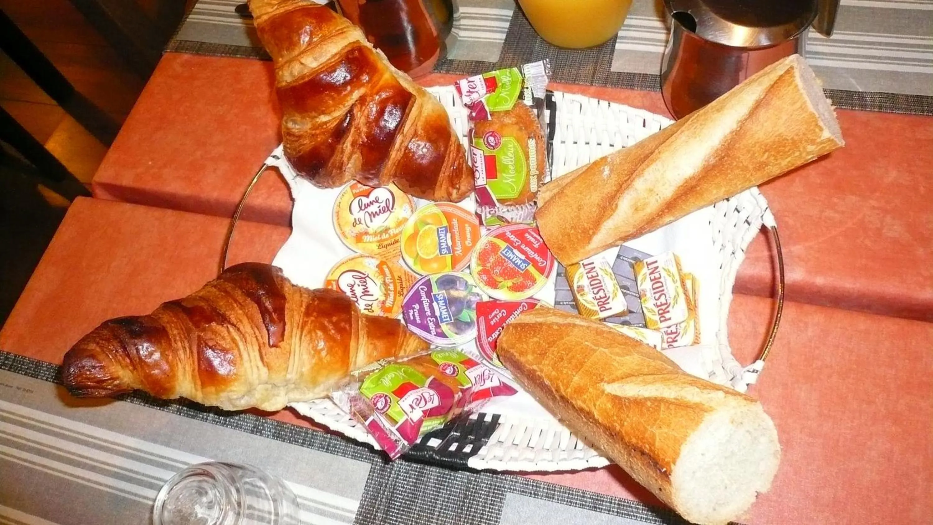 Food and drinks in Hôtel L'Européen