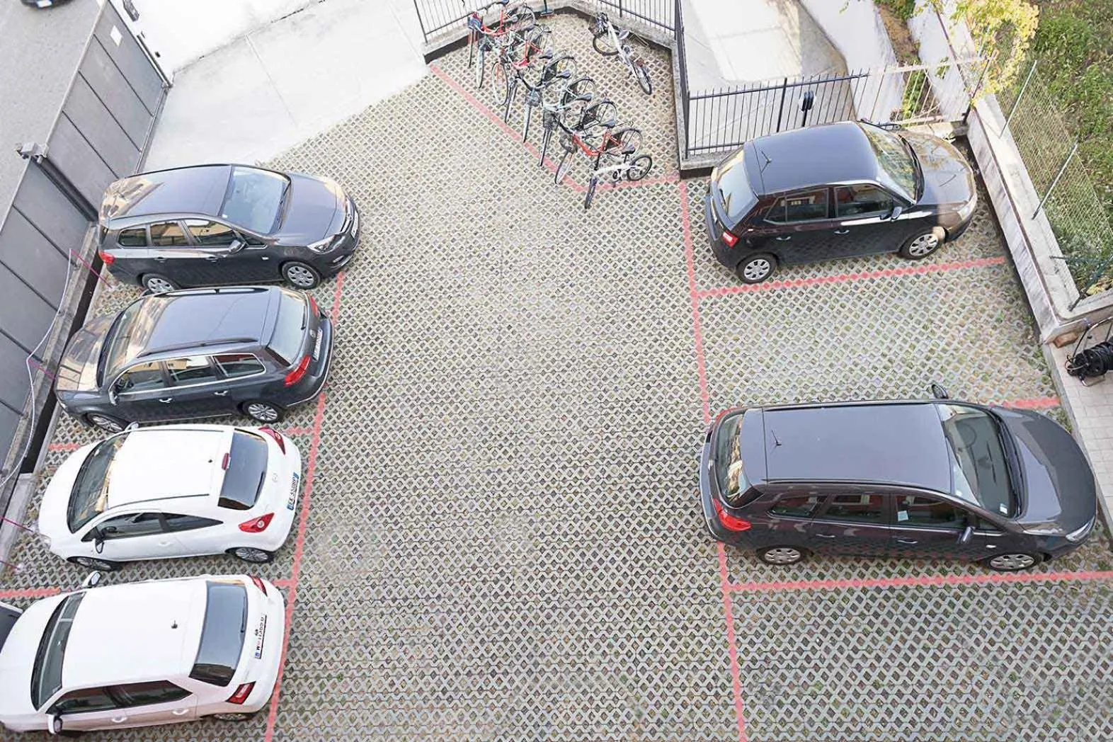 Parking in Verona Class ApartHotel "Residenze del Cuore"