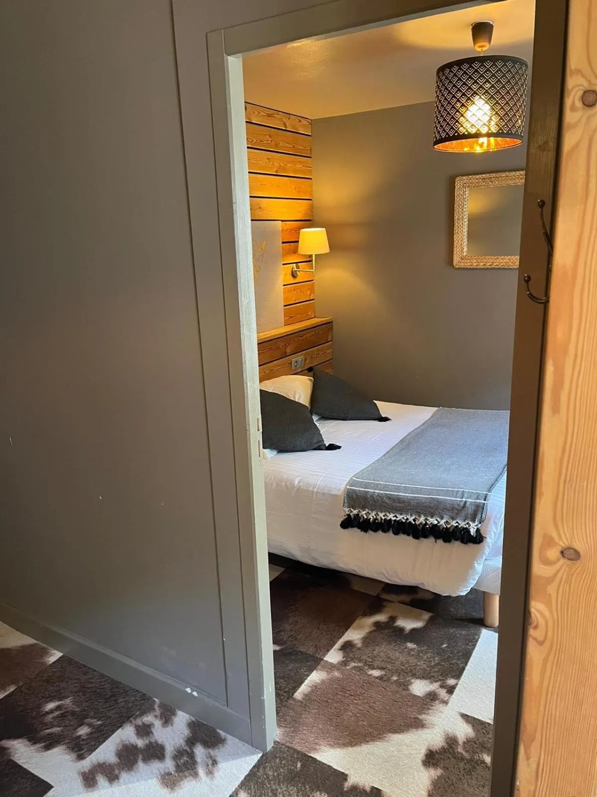 Bed in Hôtel de Russie