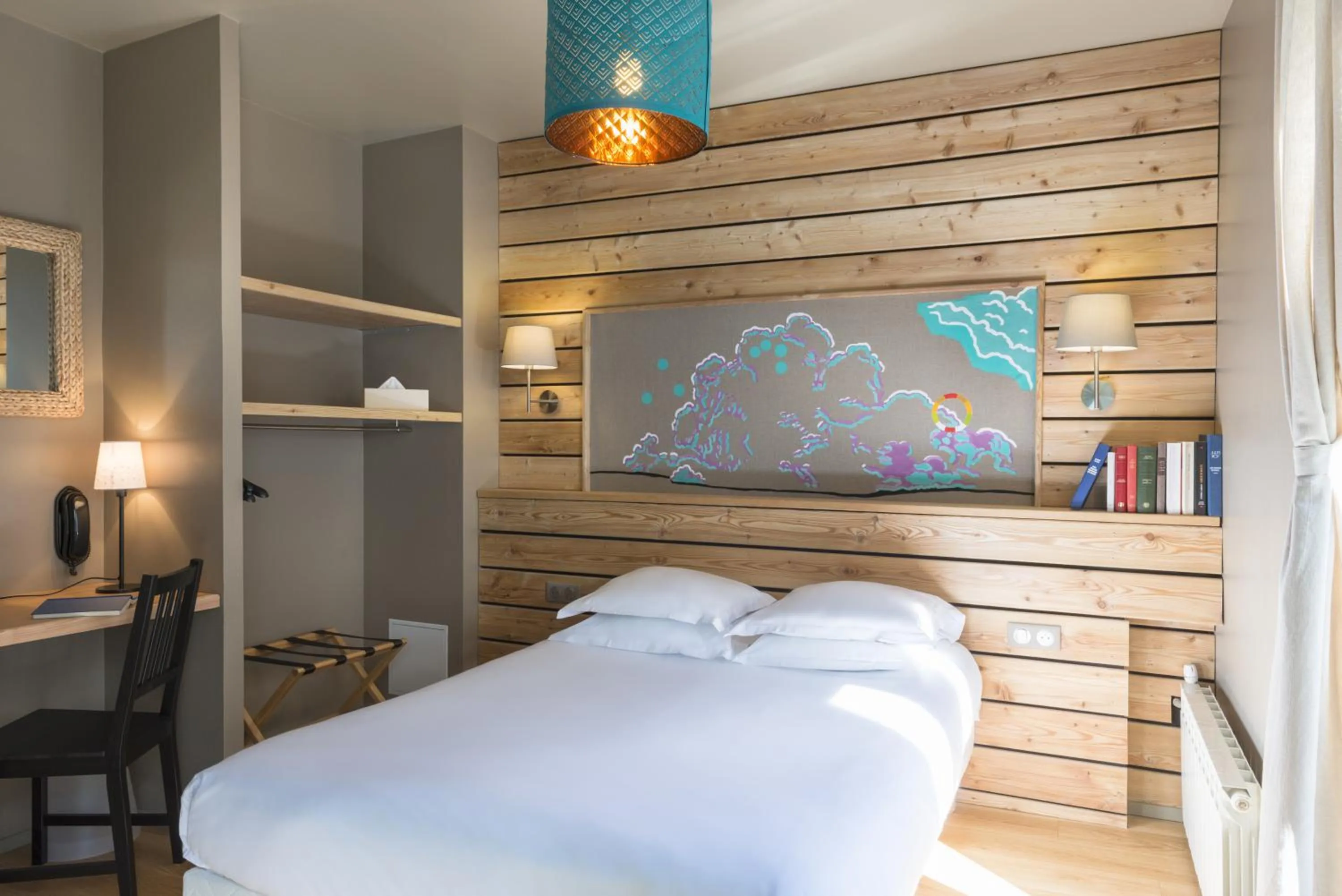 Bedroom, Bed in Hôtel de Russie