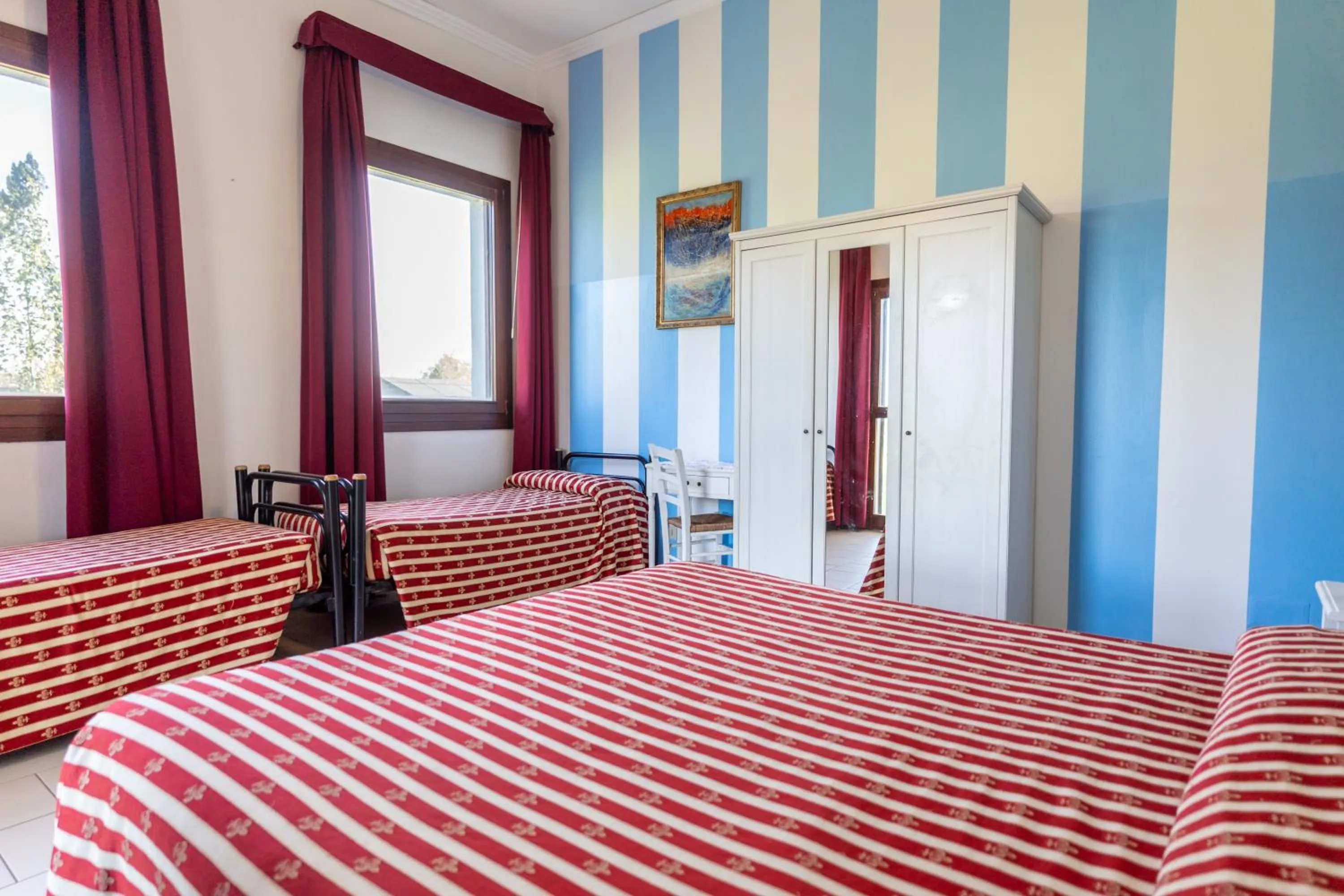 Bed in Hotel Il Lato Azzurro - Isola di Sant'Erasmo - NO VEHICLES ACCESS