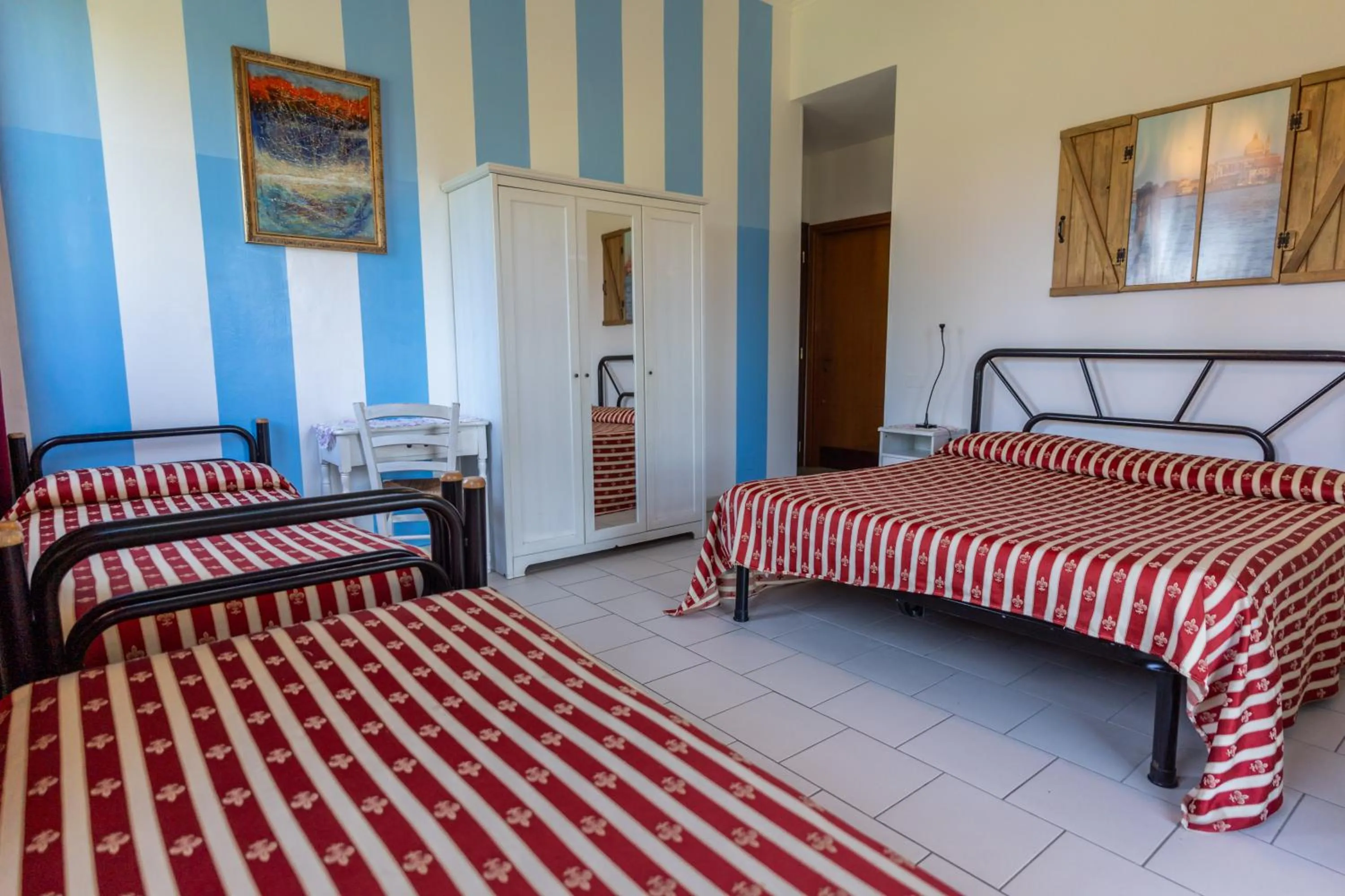 Bed in Hotel Il Lato Azzurro - Isola di Sant'Erasmo - NO VEHICLES ACCESS