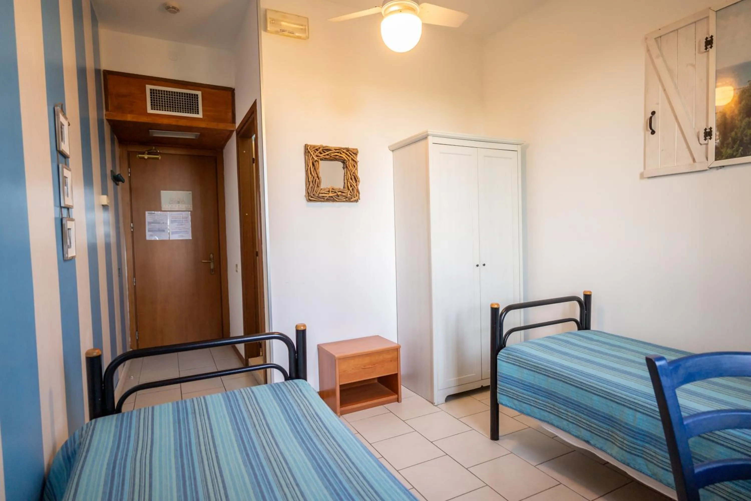 Photo of the whole room, Bed in Hotel Il Lato Azzurro - Isola di Sant'Erasmo - NO VEHICLES ACCESS