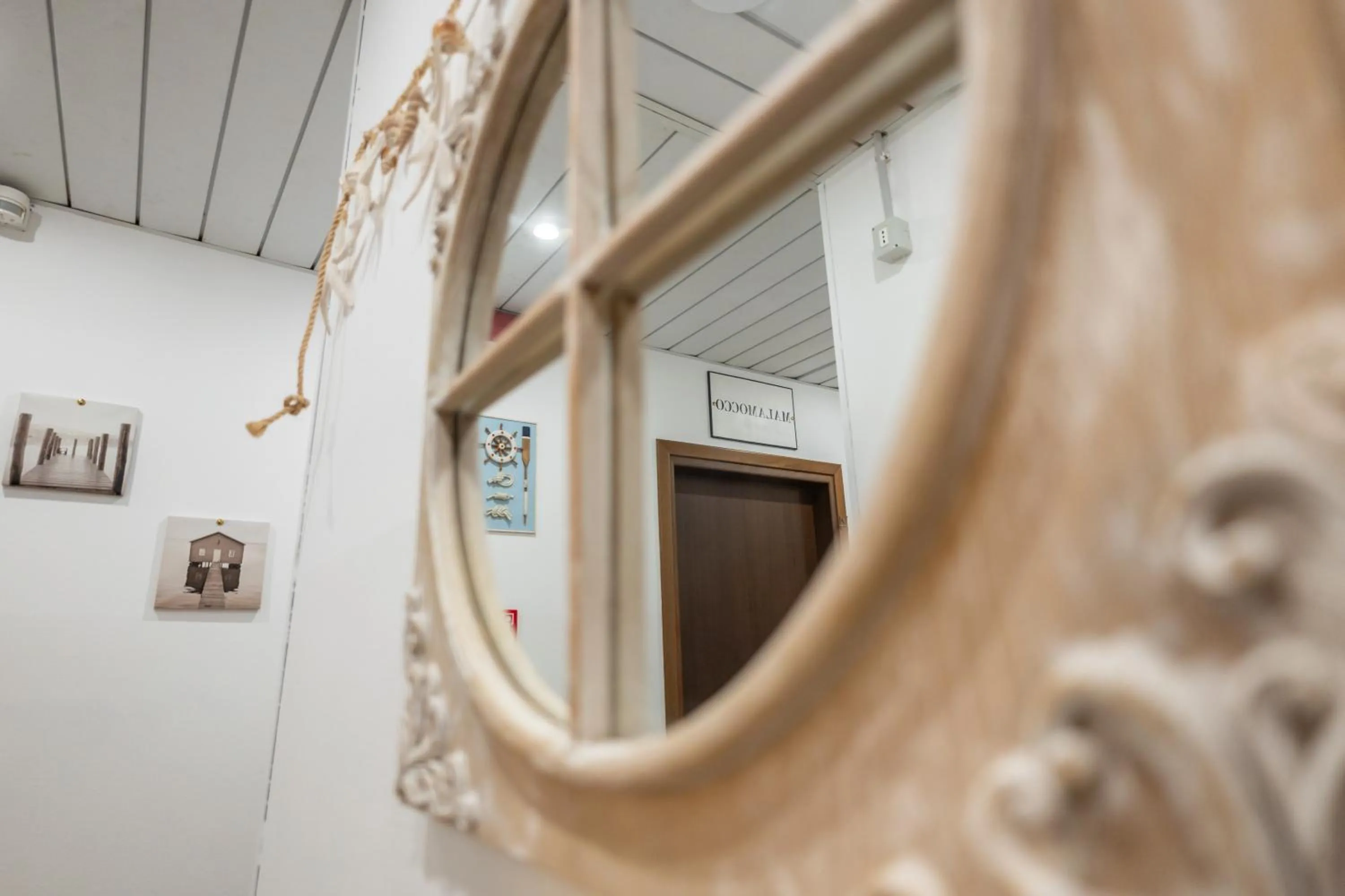 Decorative detail in Hotel Il Lato Azzurro - Isola di Sant'Erasmo - NO VEHICLES ACCESS