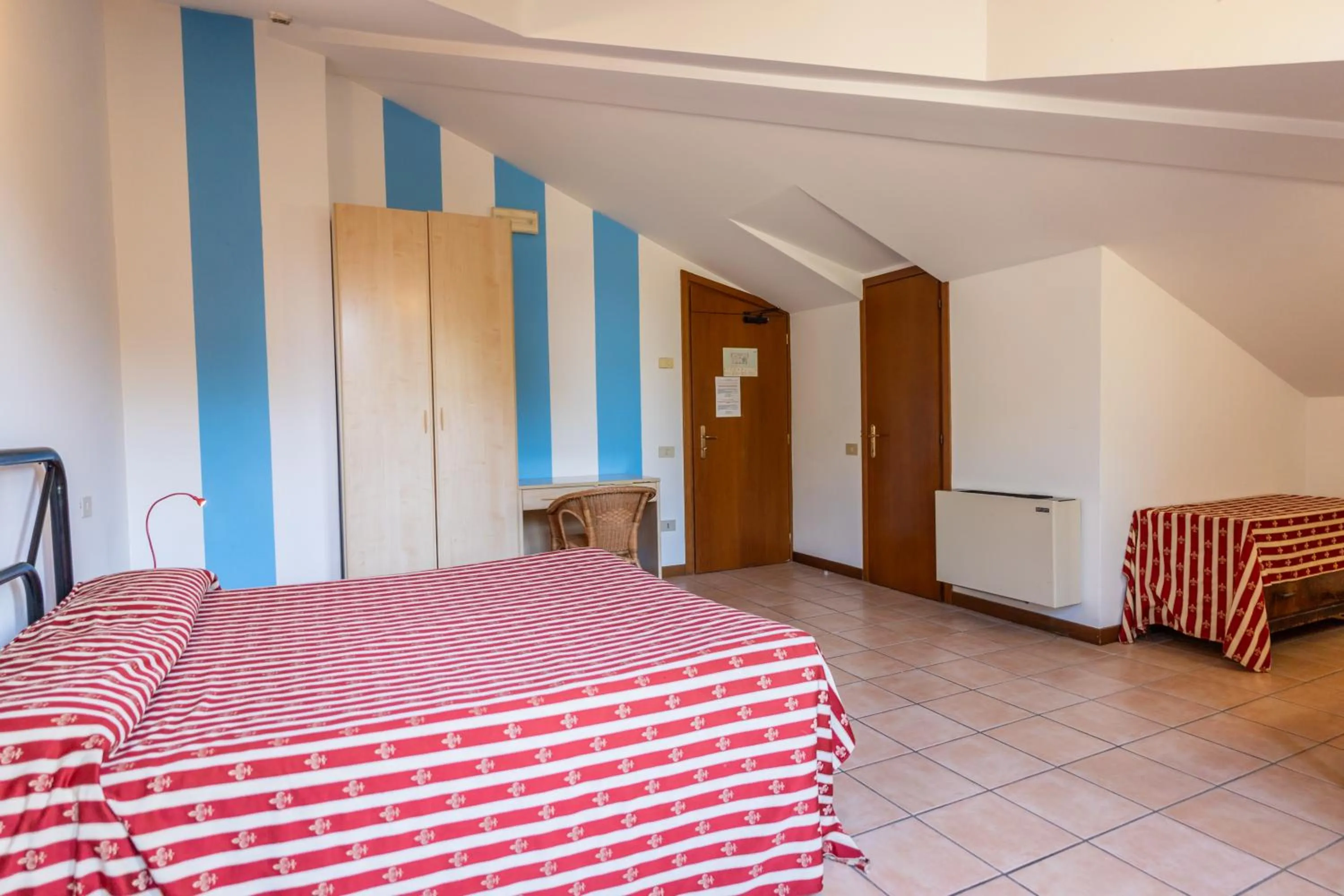 Bed in Hotel Il Lato Azzurro - Isola di Sant'Erasmo - NO VEHICLES ACCESS