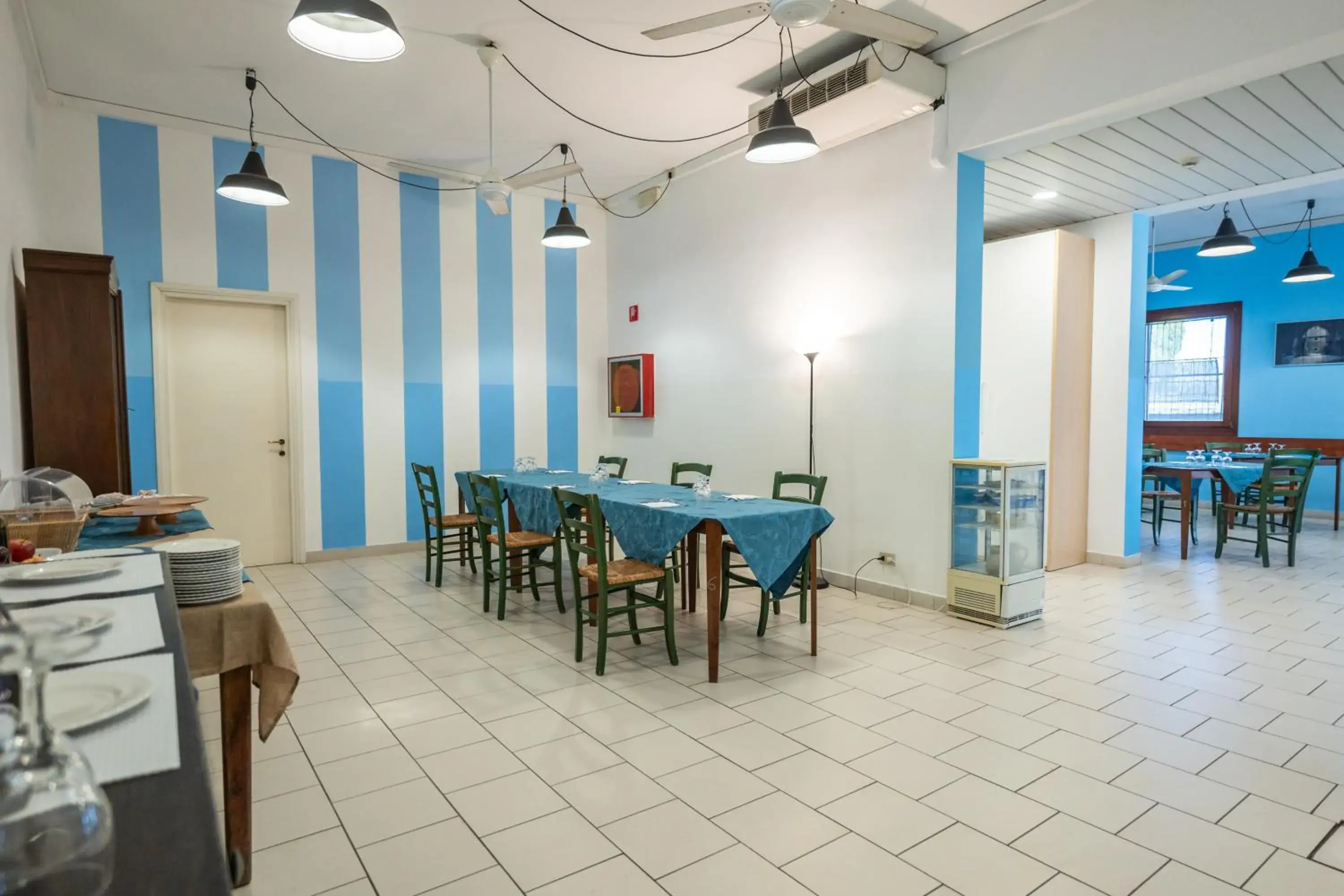 Restaurant/places to eat in Hotel Il Lato Azzurro - Isola di Sant'Erasmo - NO VEHICLES ACCESS Restaurant/places to eat in Hotel Il Lato Azzurro - Isola di Sant'Erasmo - NO VEHICLES ACCESS