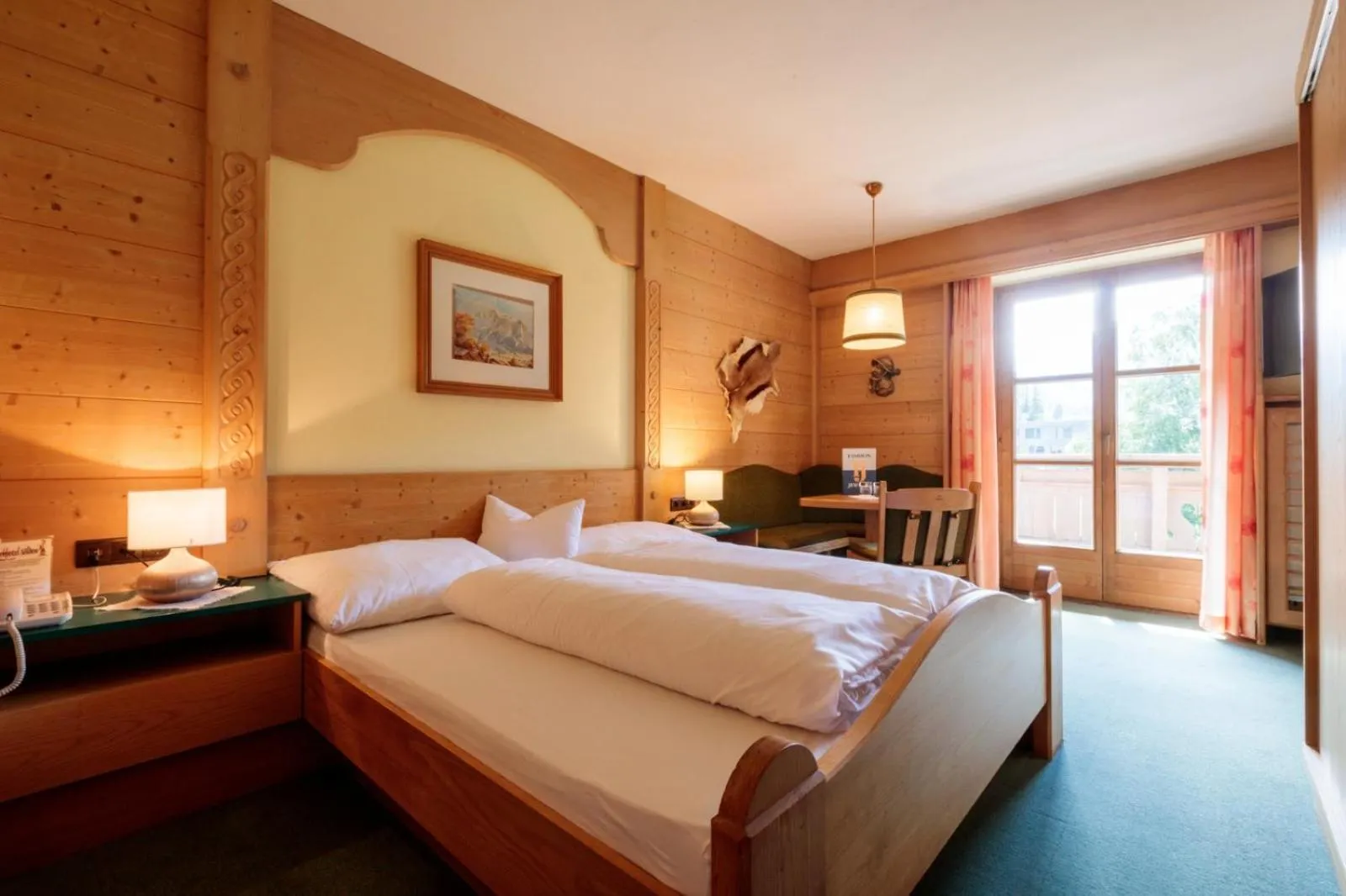 Photo of the whole room, Bed in Parkhotel Sölden