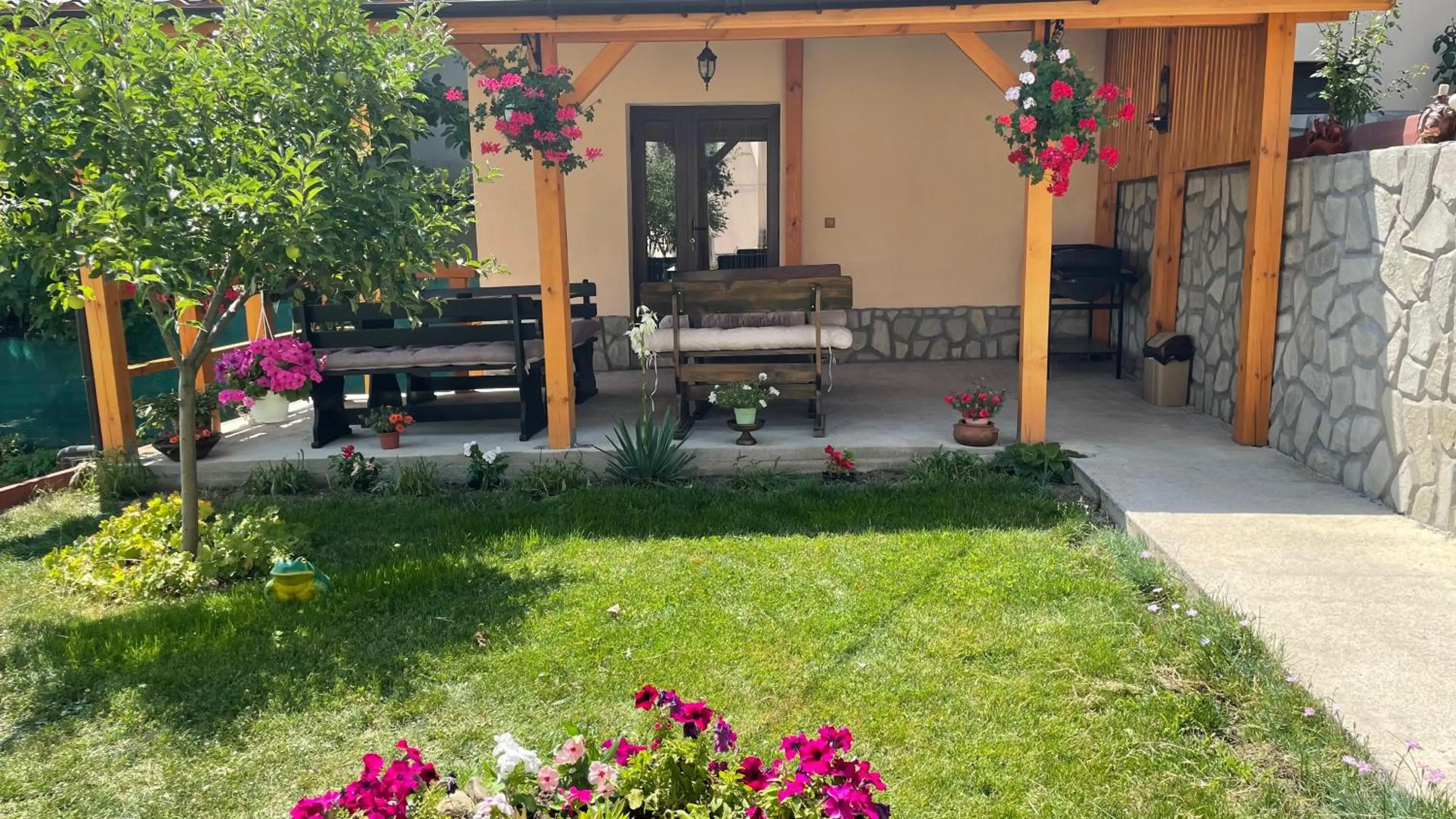Saint Maria Guest House